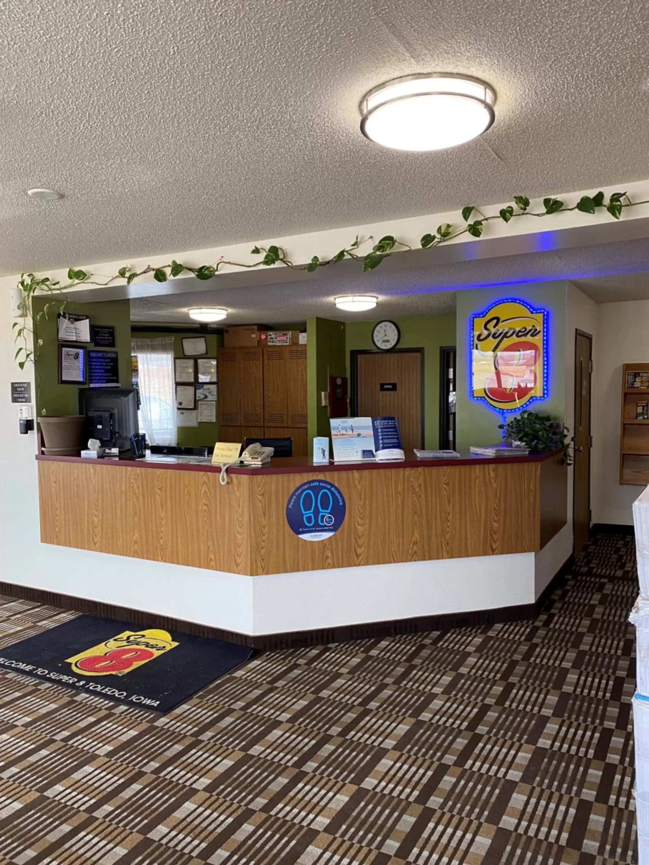 Lobby or reception, Lobby/Reception in Super 8 by Wyndham Toledo