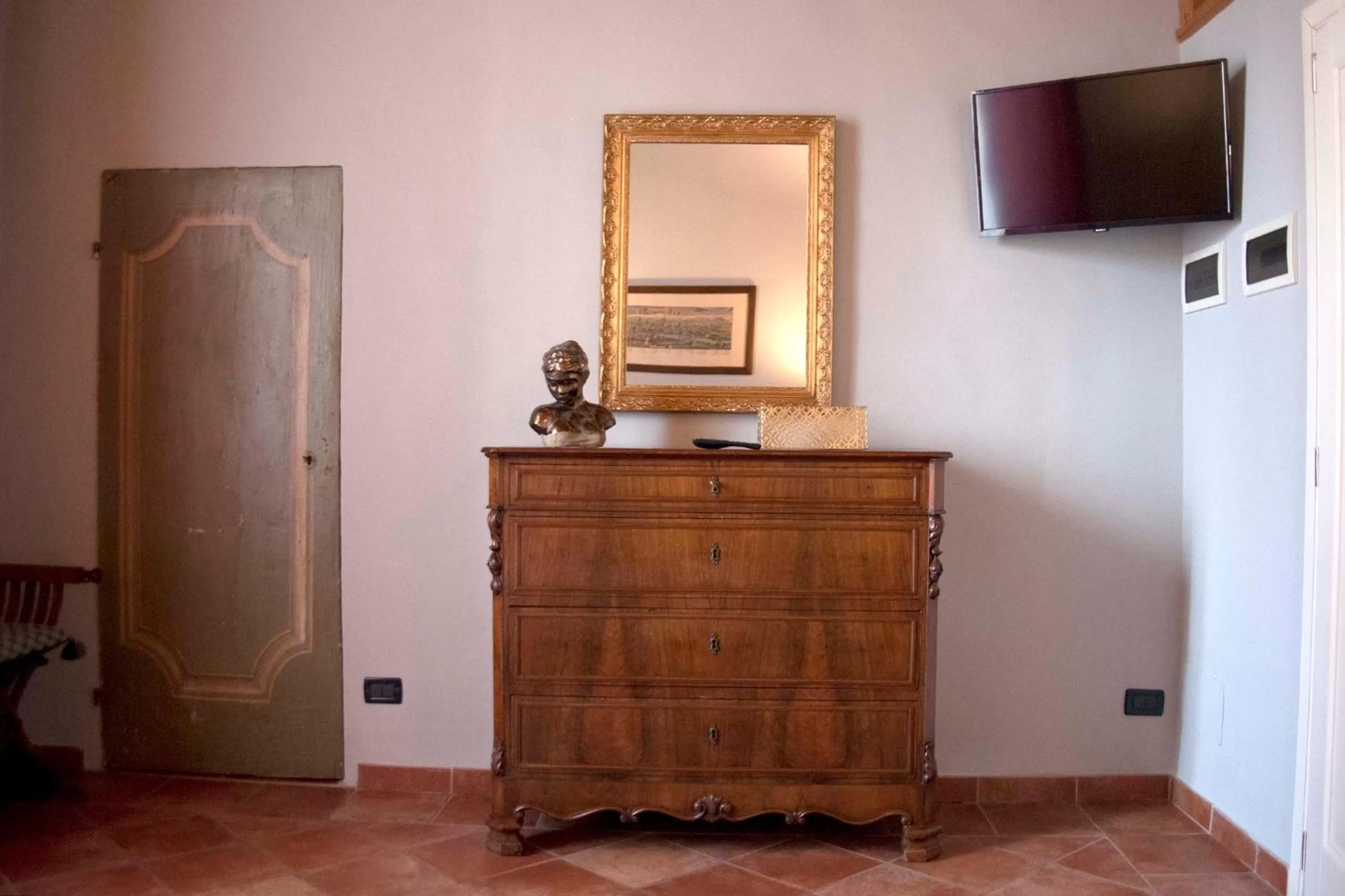 TV and multimedia in Antica Dimora De' Benci