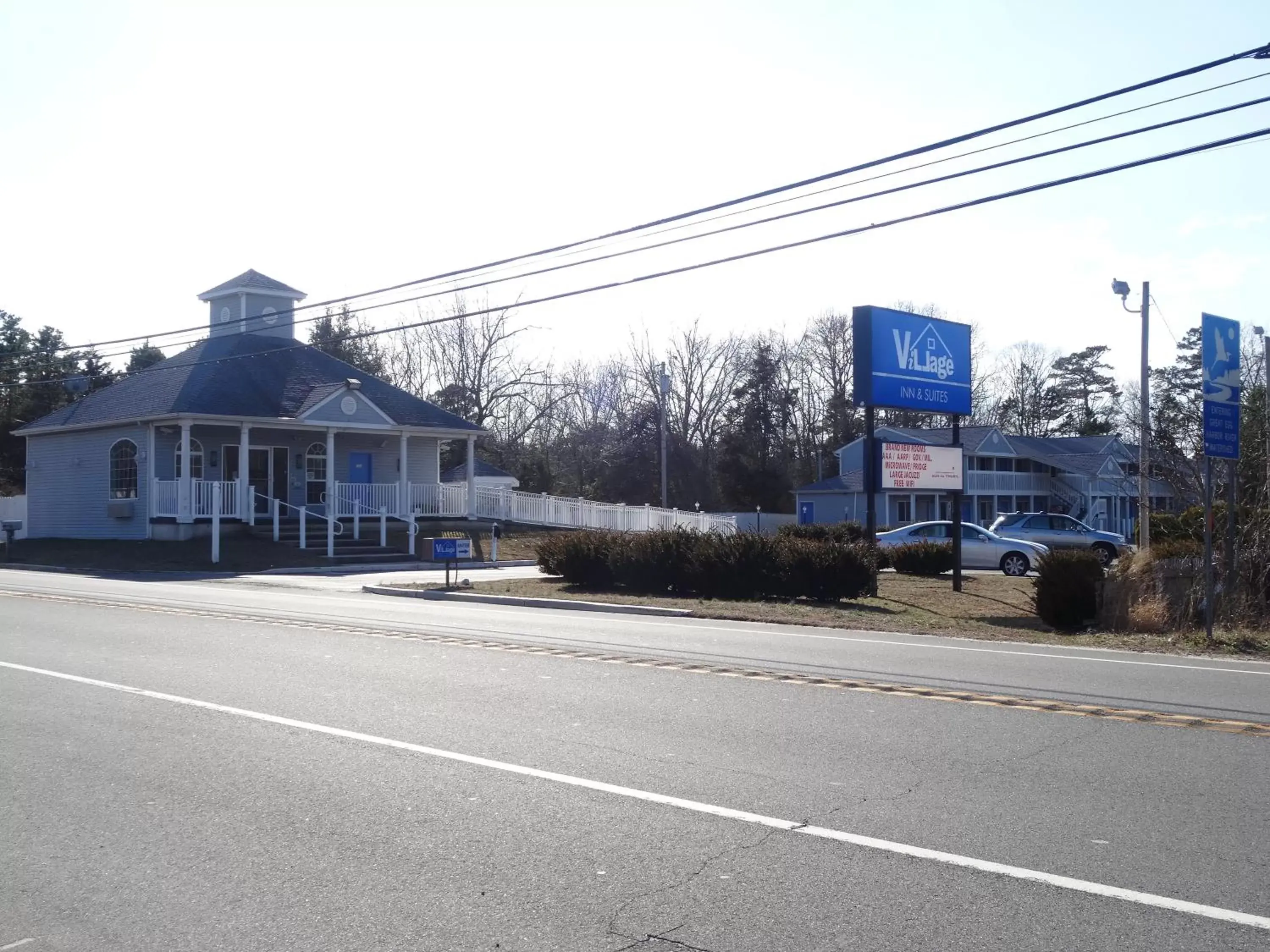 Property Building in Village Inn & Suites - Smithville