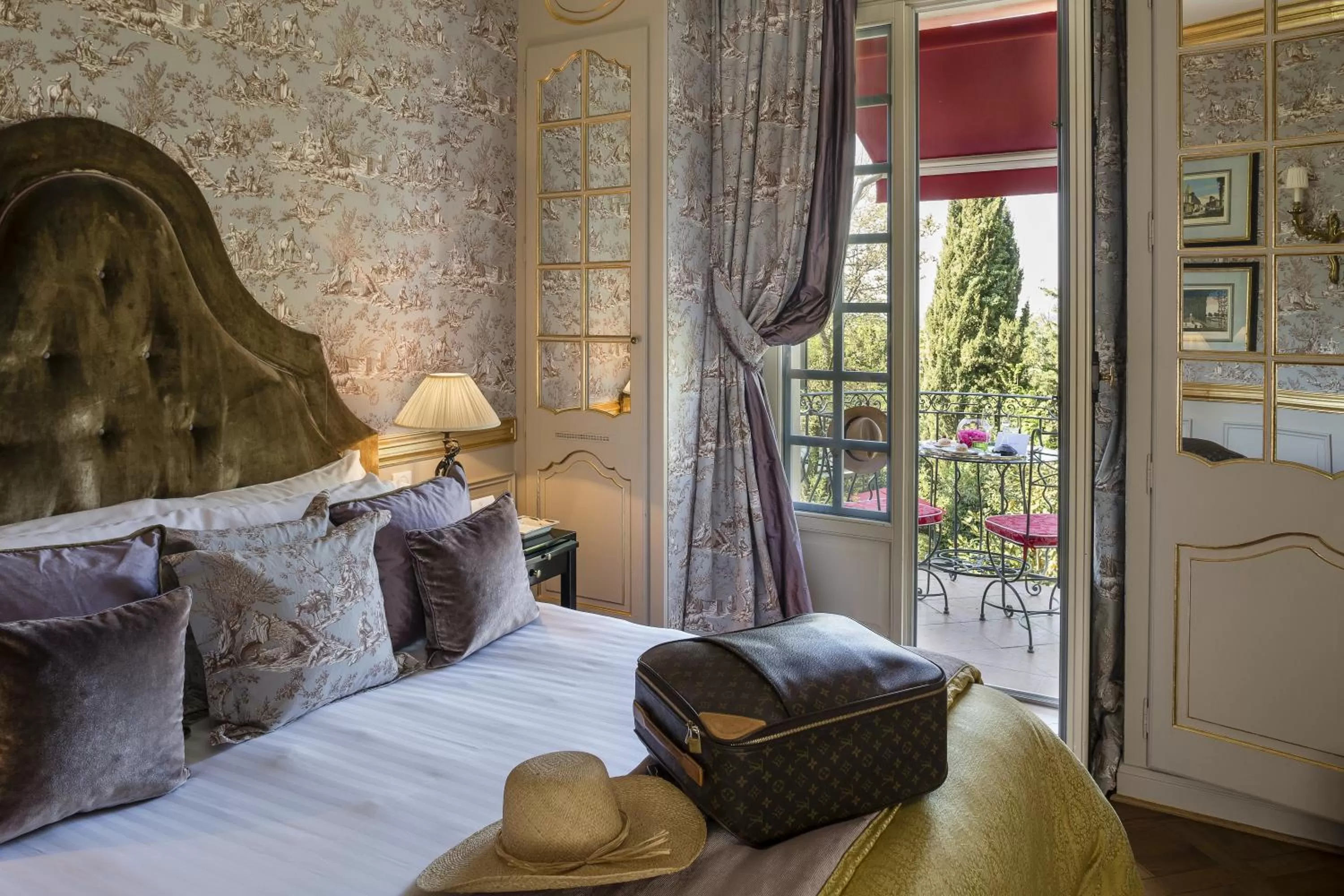 Photo of the whole room, Bed in Villa Gallici Hôtel & Spa