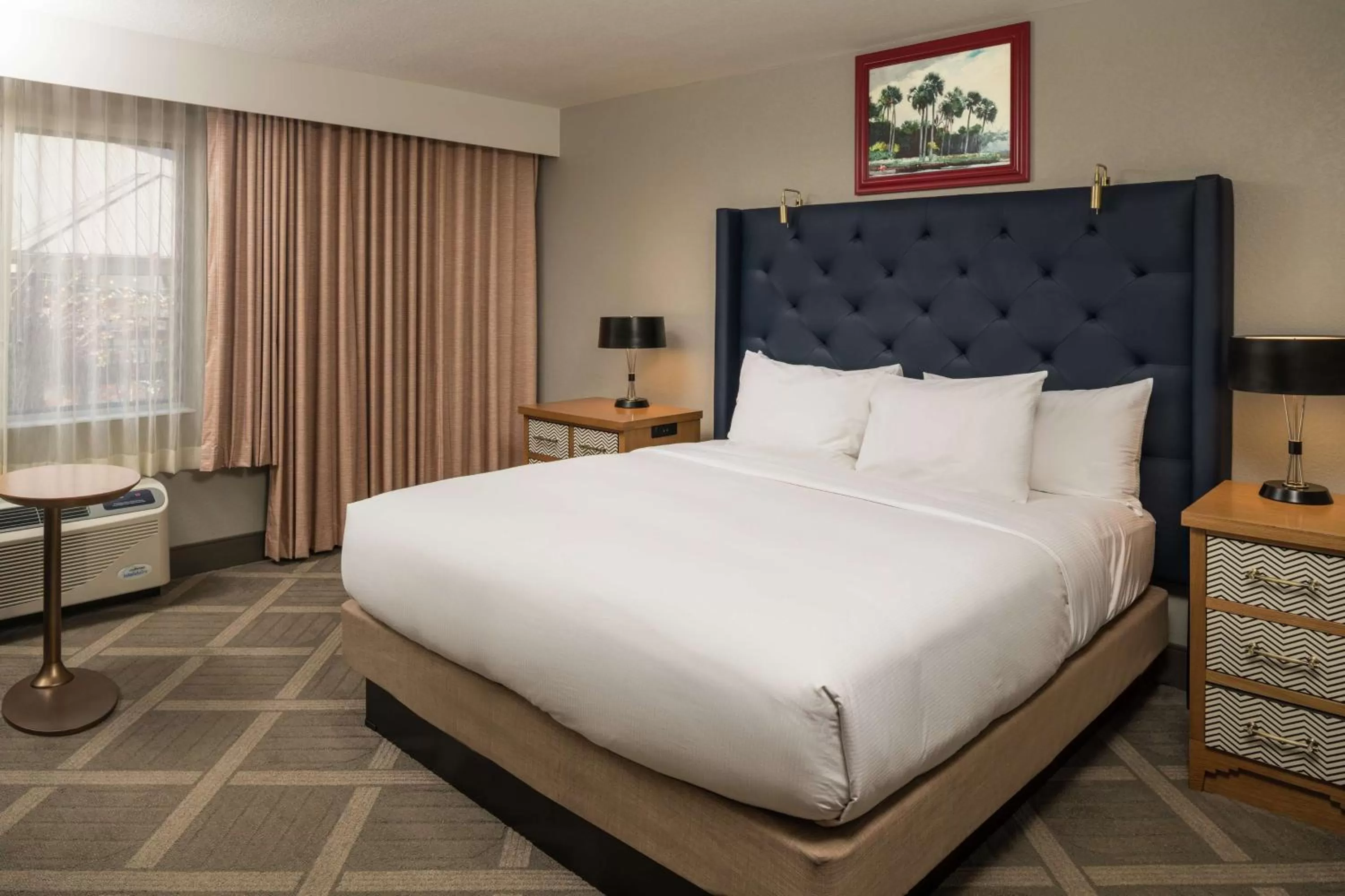 Bed in DoubleTree by Hilton Gainesville