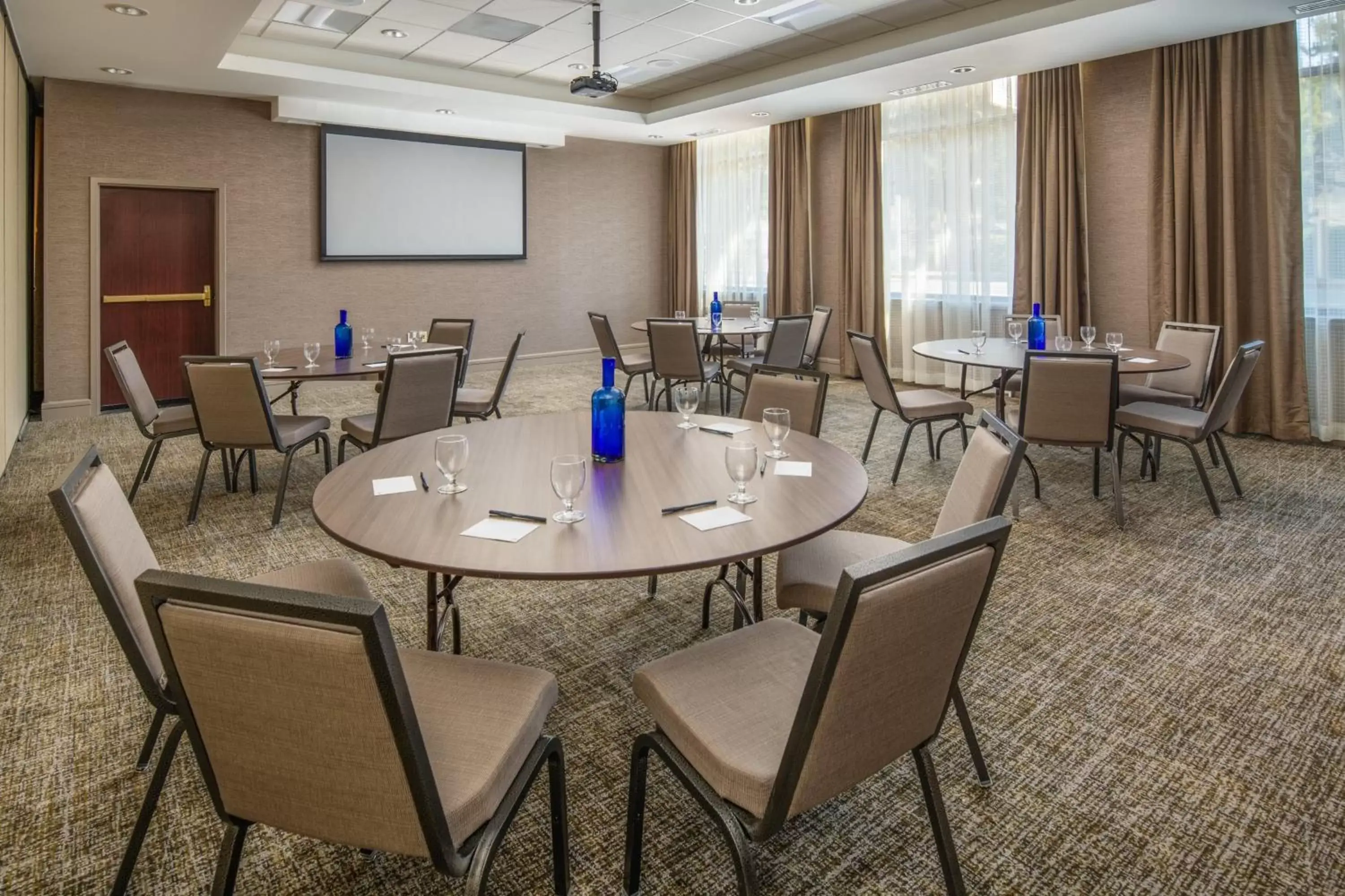 Meeting/conference room in SpringHill Suites Seattle Downtown