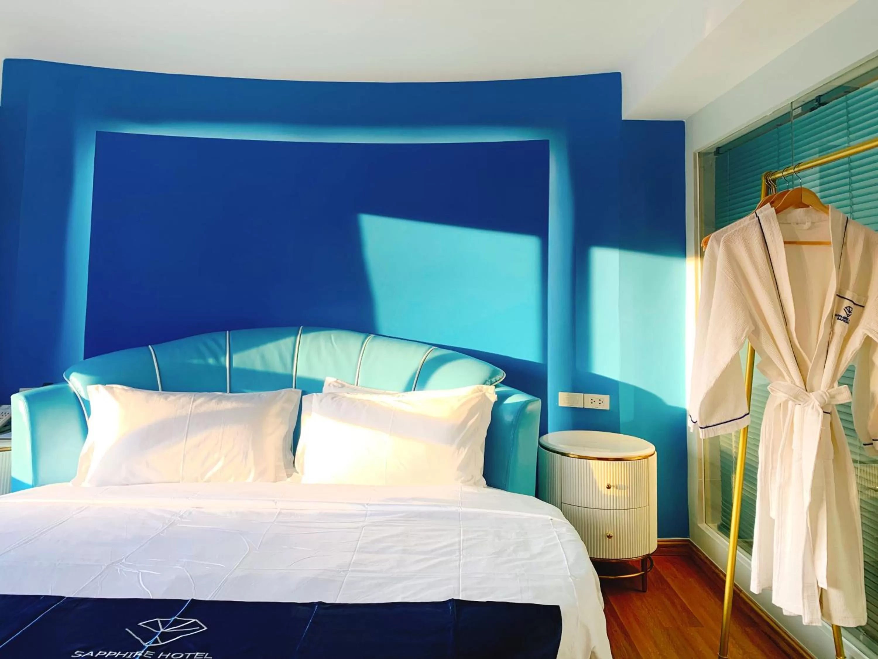 Bedroom, Bed in Sapphire Hotel Silom Bangkok