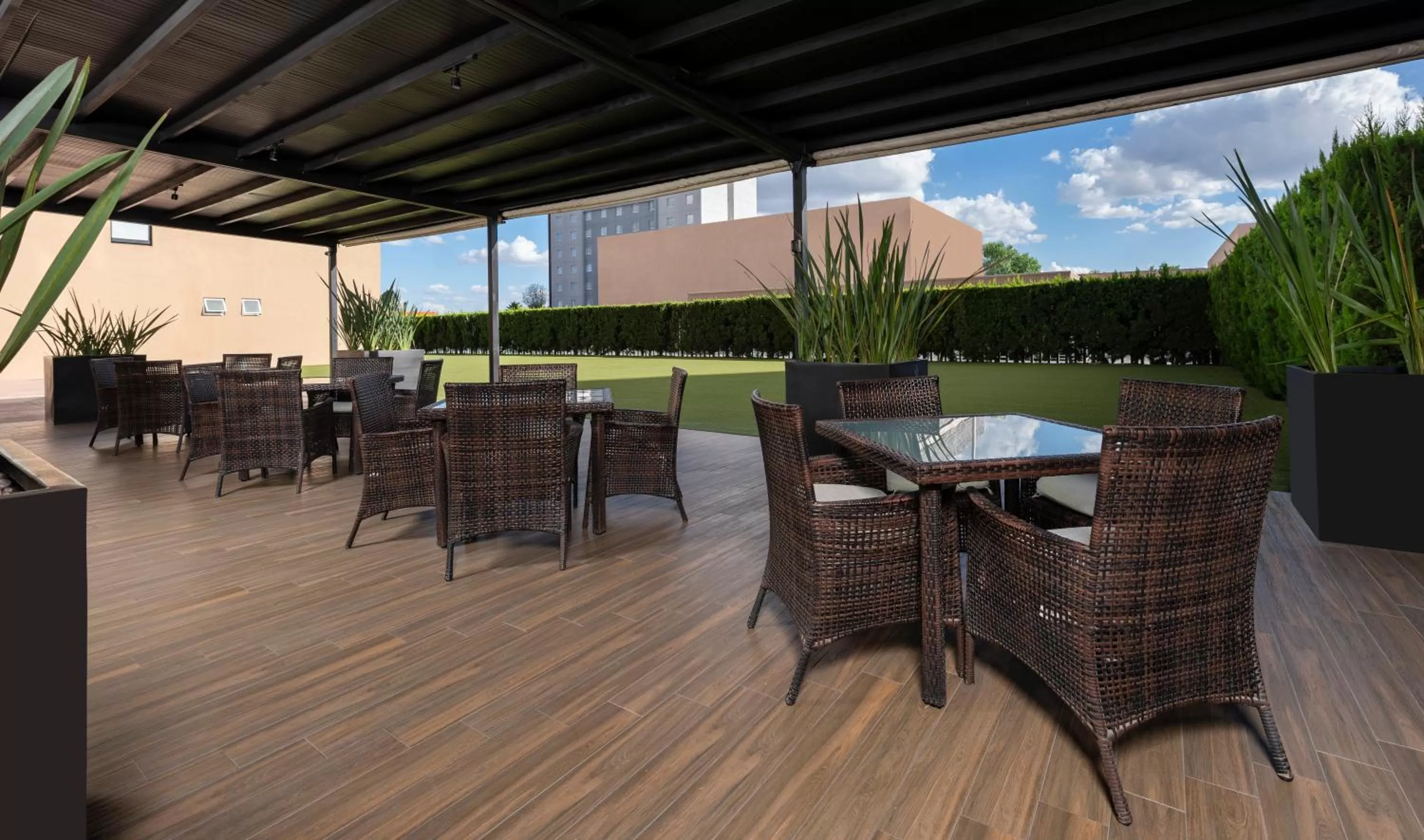 Patio in Courtyard by Marriott San Luis Potosi