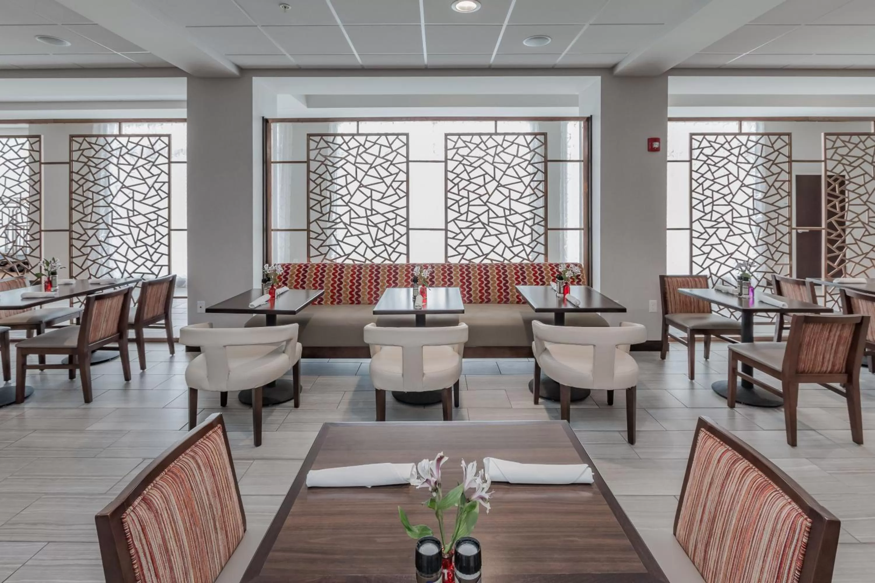 Restaurant/places to eat in Holiday Inn Mishawaka by IHG