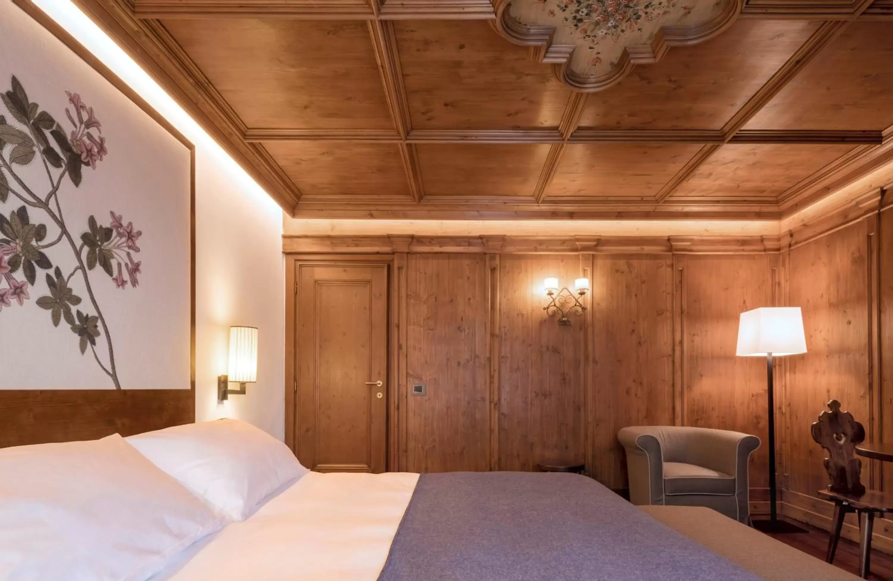 Bed in Faloria Mountain Spa Resort