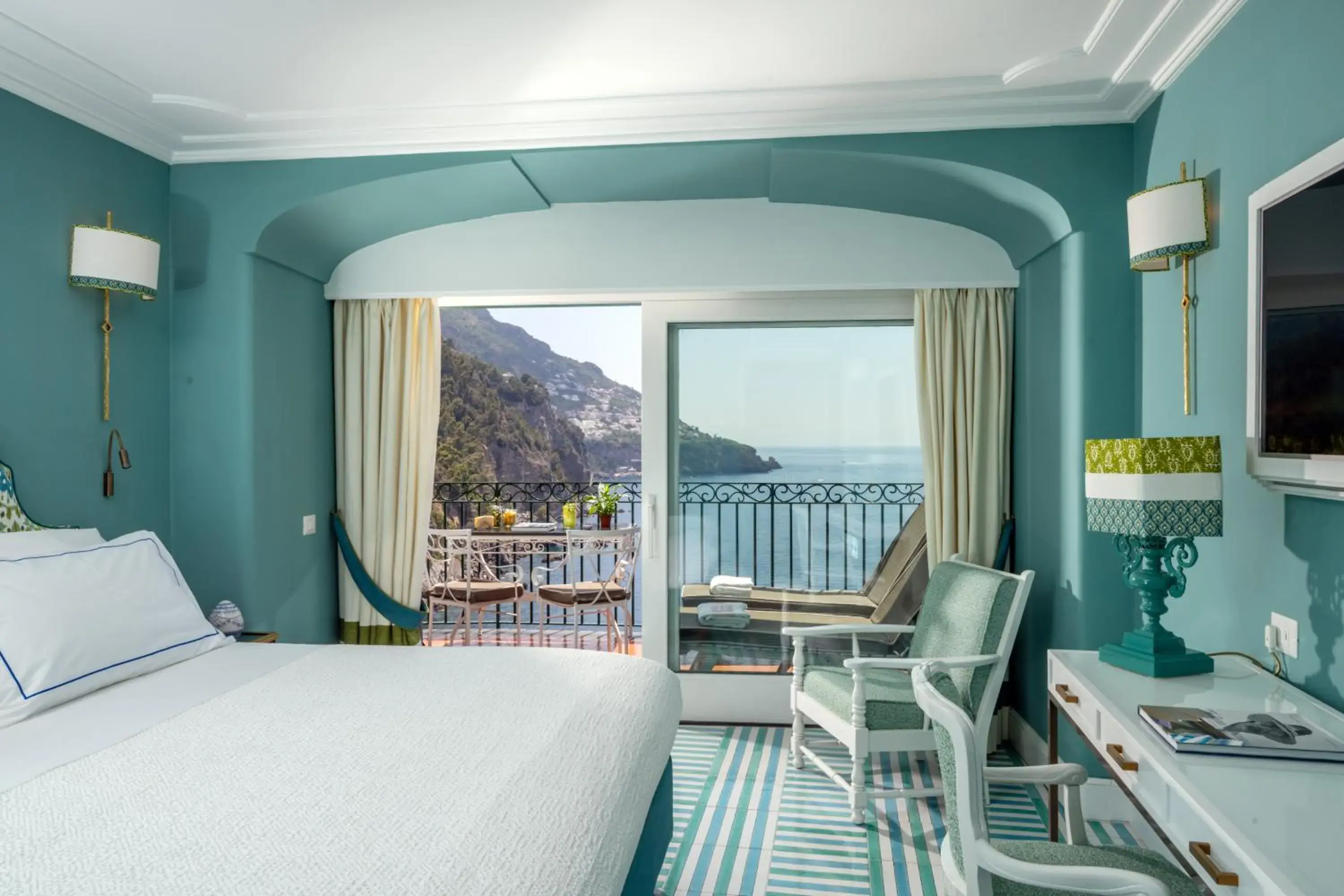 Bedroom in Il San Pietro di Positano