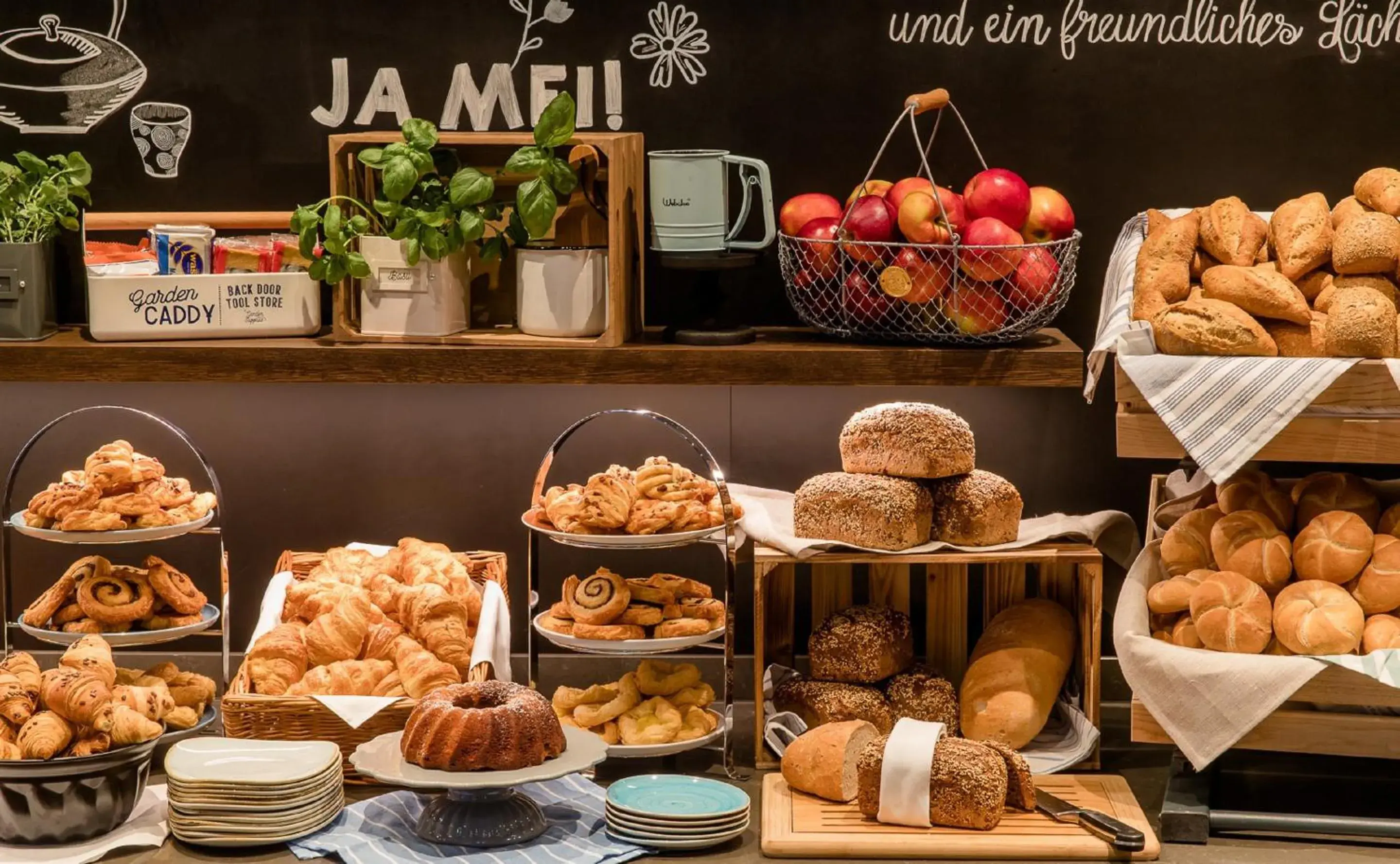 Buffet breakfast, Food in Motel One Wien Westbahnhof