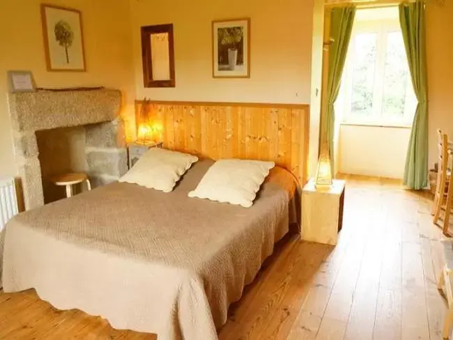 Bed in Kêr Neizh Breizh - Chambres d'Hôtes & Gîte de Charme - Le Petit Châtelier