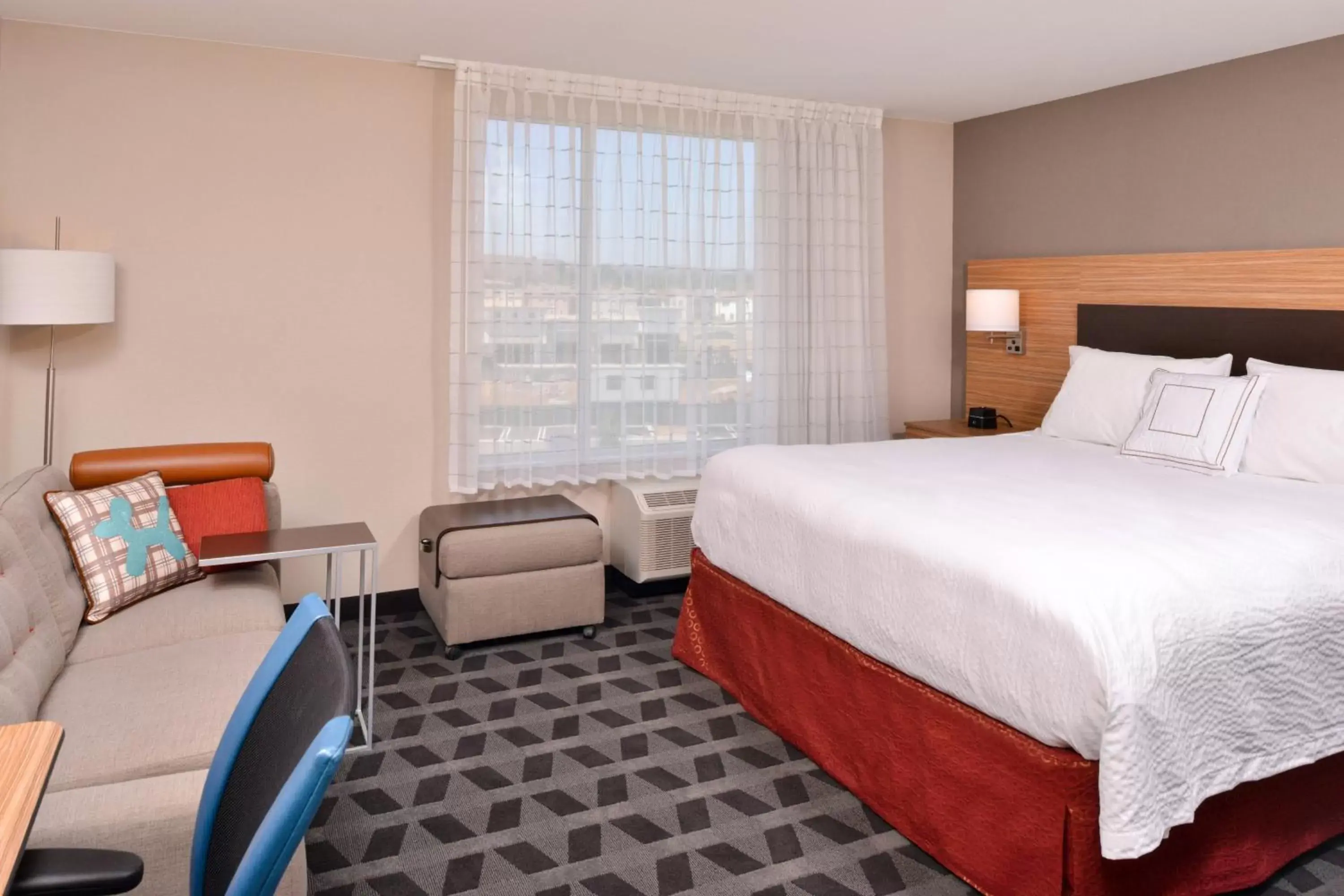 Photo of the whole room, Bed in TownePlace Suites by Marriott Ontario Chino Hills