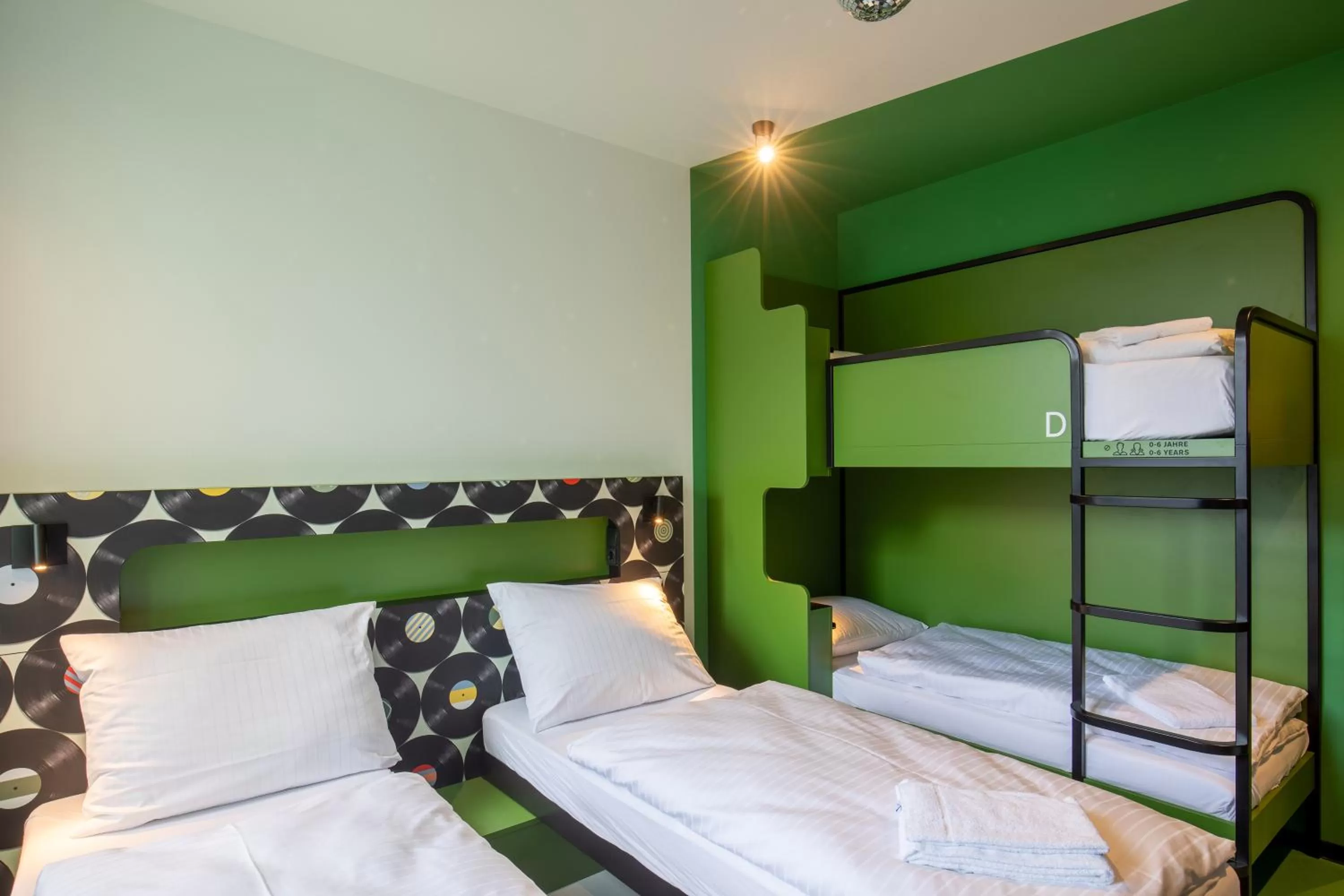 Photo of the whole room, Bunk Bed in MEININGER Hotel Dresden Zentrum