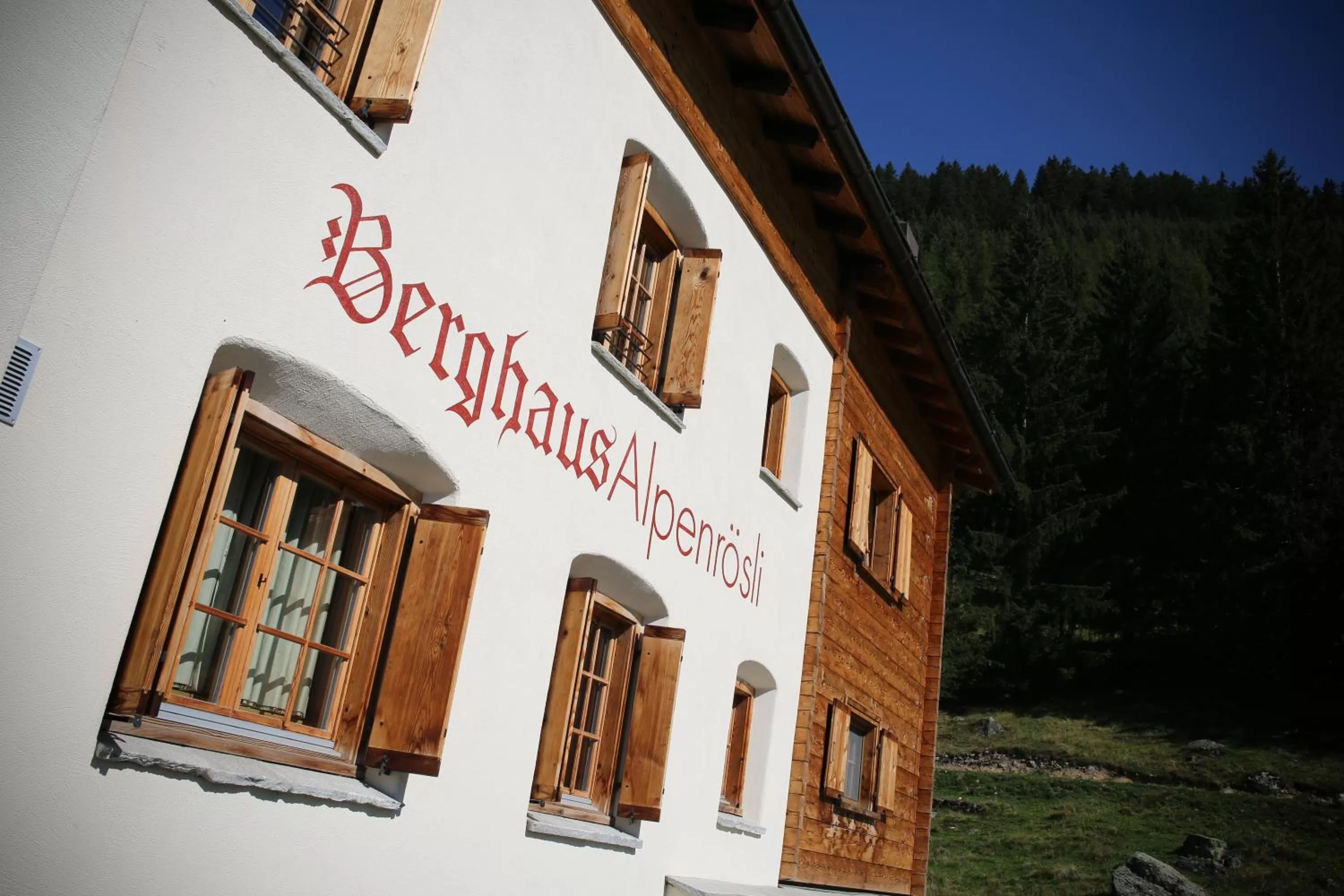 Property building in Berghaus Alpenrösli