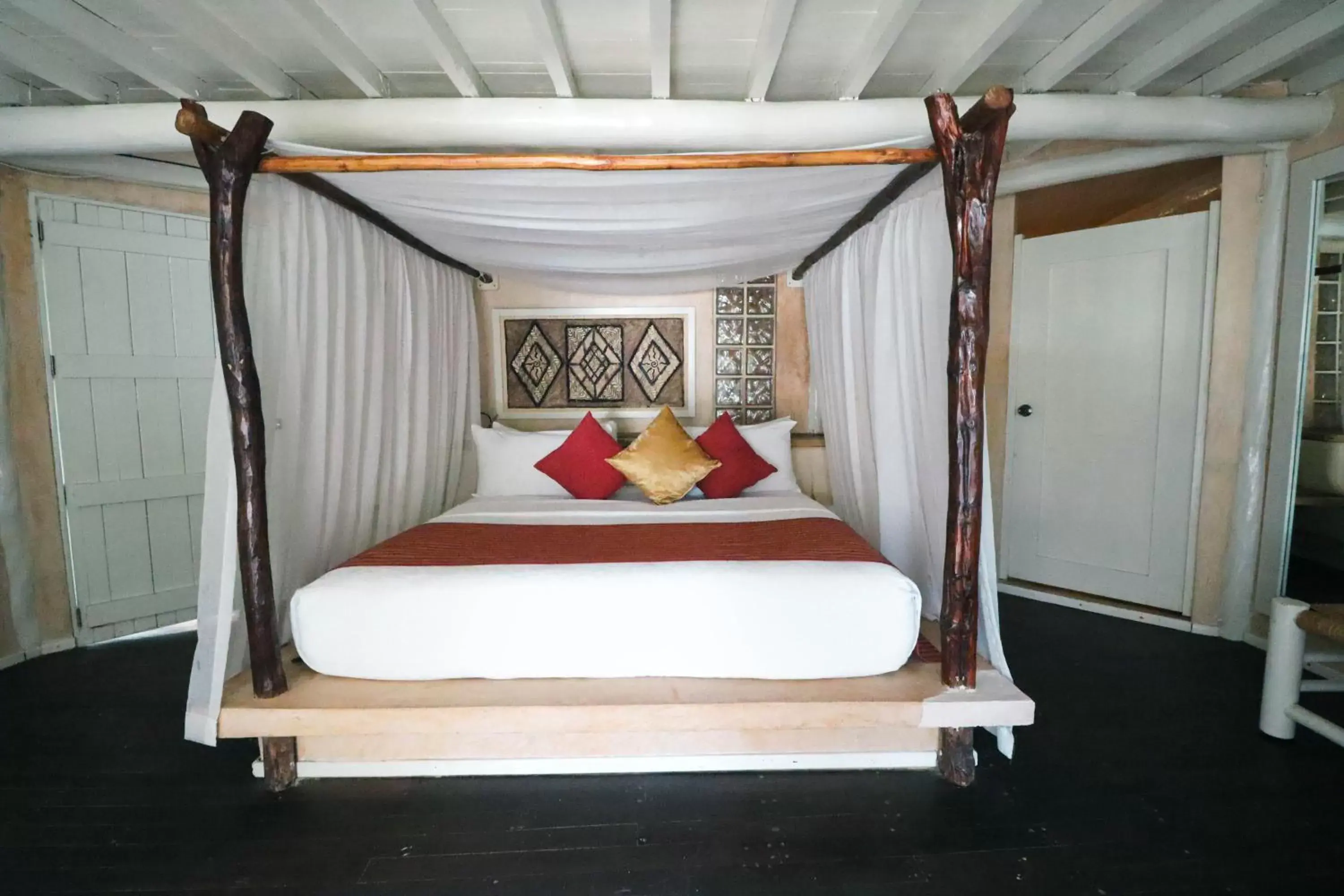 Bedroom, Bed in Villa Las Estrellas Tulum - located at the party zone