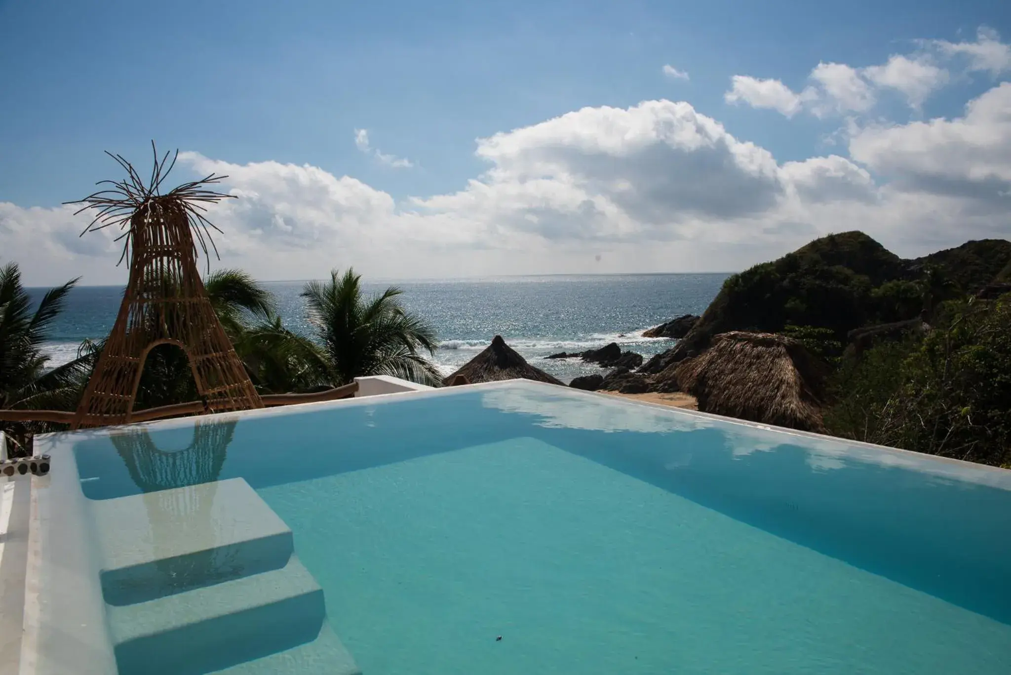 Swimming Pool in El Alquimista Yoga Spa