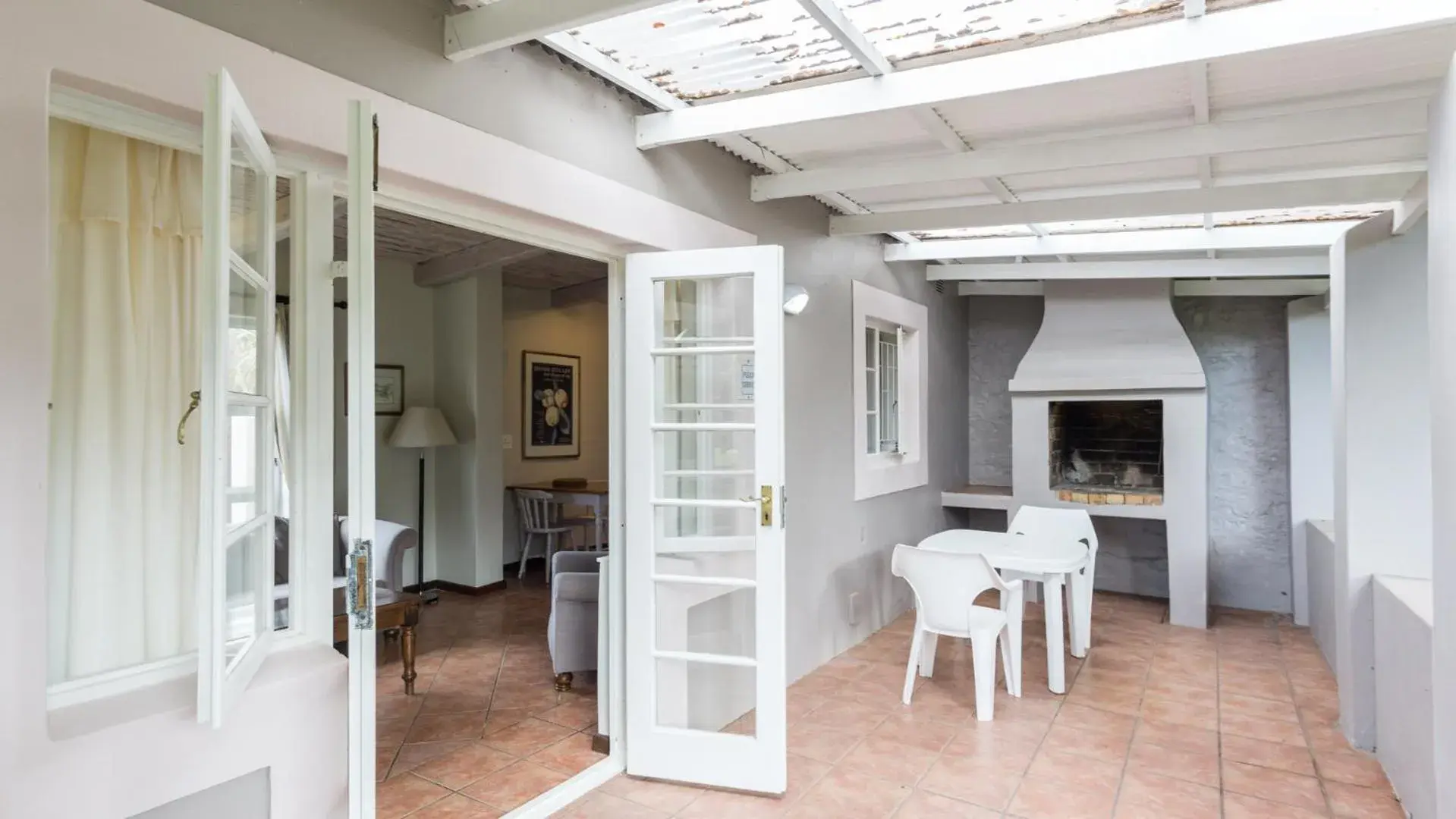 One-Bedroom Cottage in Blue Bay Lodge One-Bedroom Cottage in Blue Bay Lodge