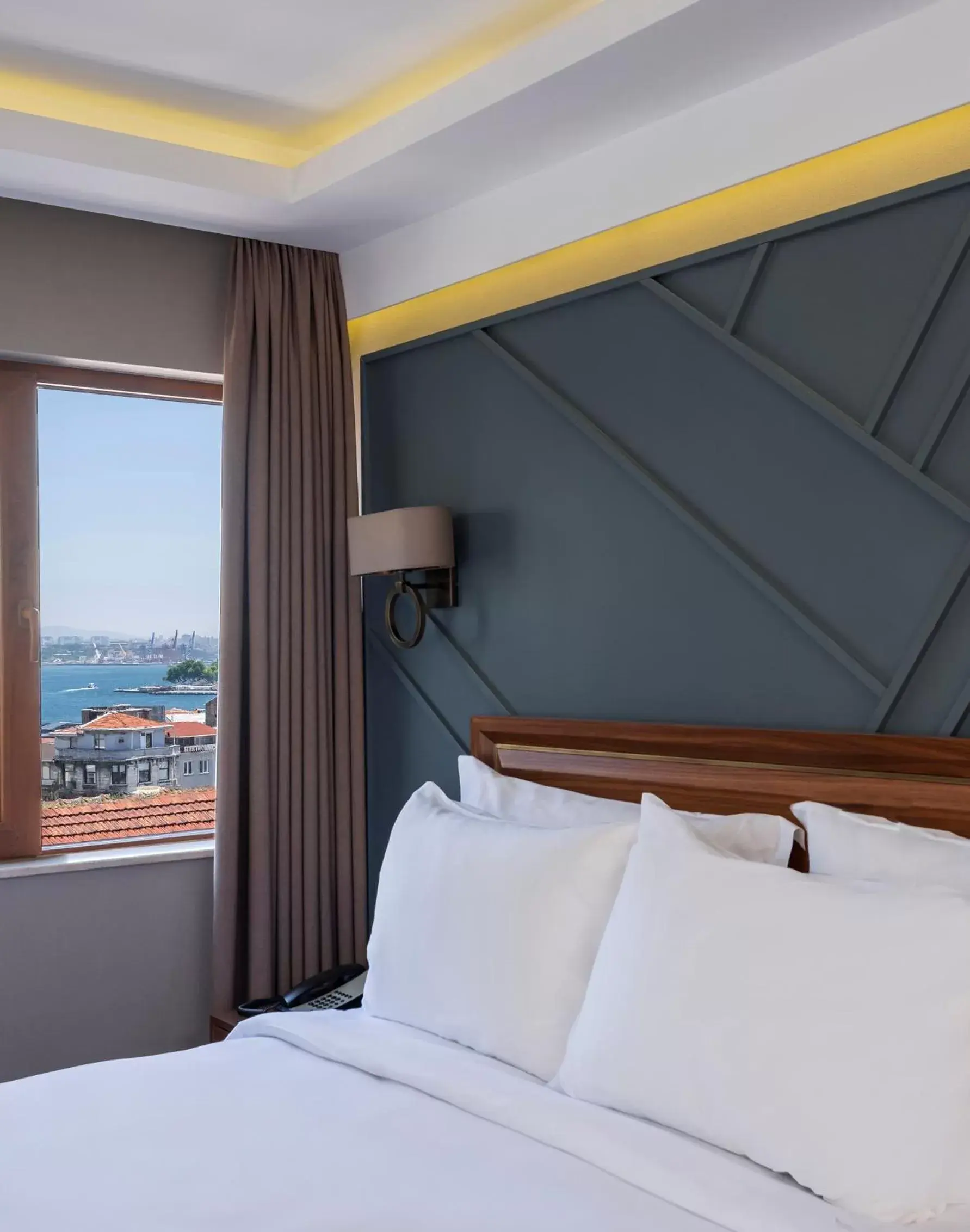 Bedroom, Bed in Azzap Hotel Galata