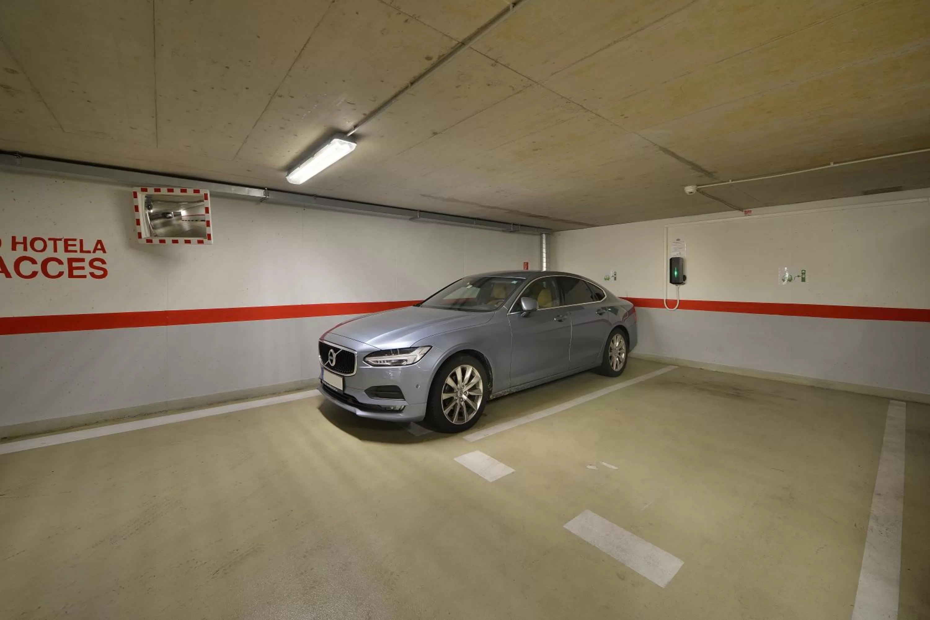 Parking in Wilson Palace by LOFT
