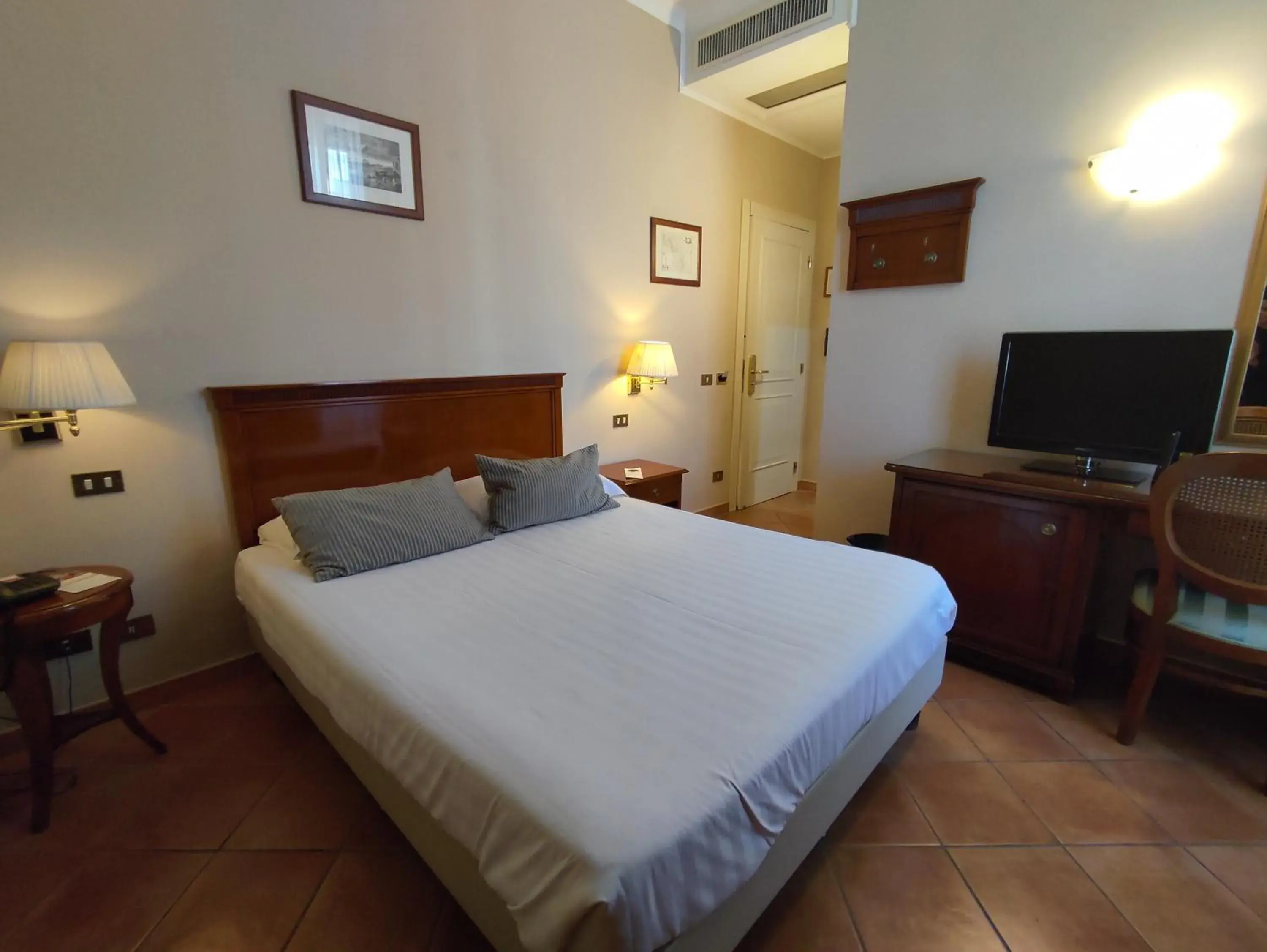 Bedroom, Bed in Hotel Nuvò