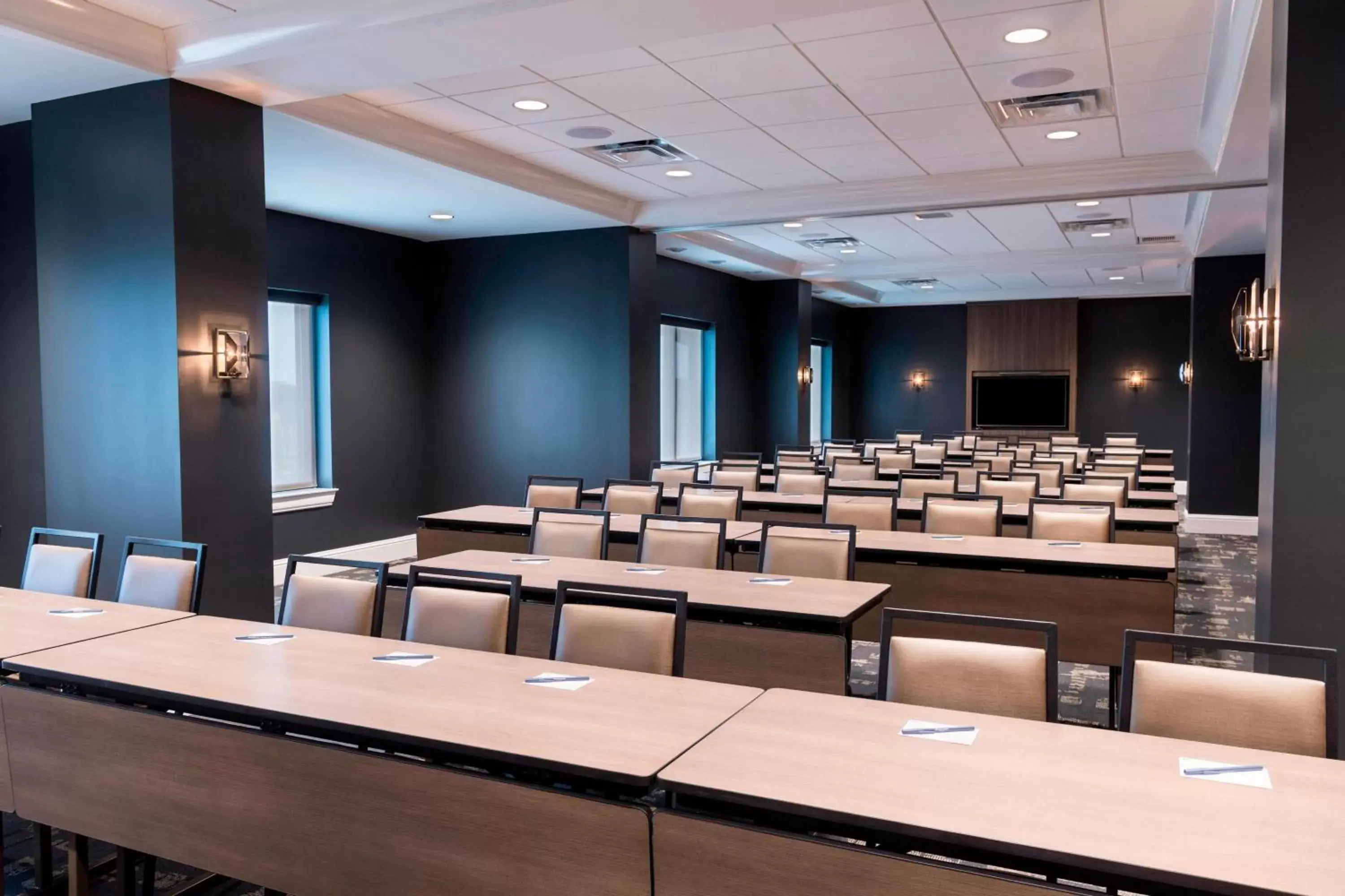 Meeting/conference room in SpringHill Suites by Marriott Navarre Beach