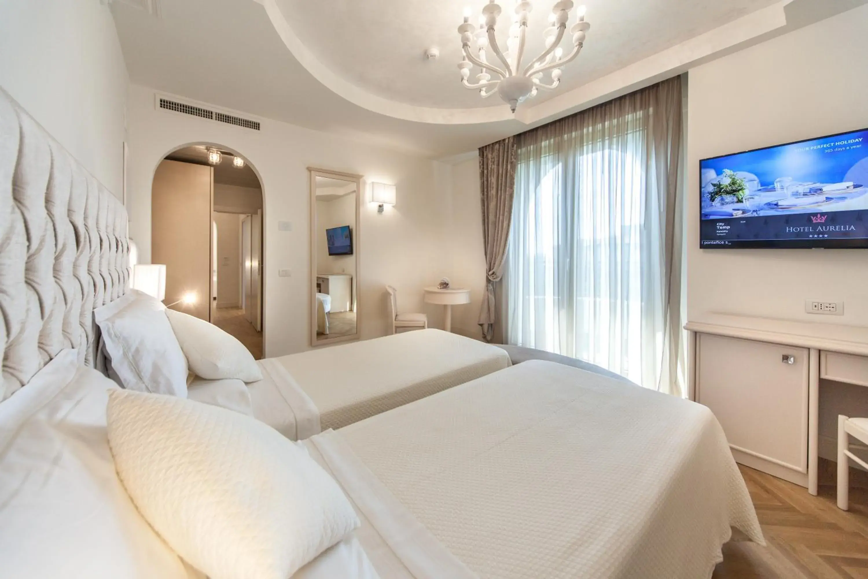 Photo of the whole room, Bed in Hotel Aurelia