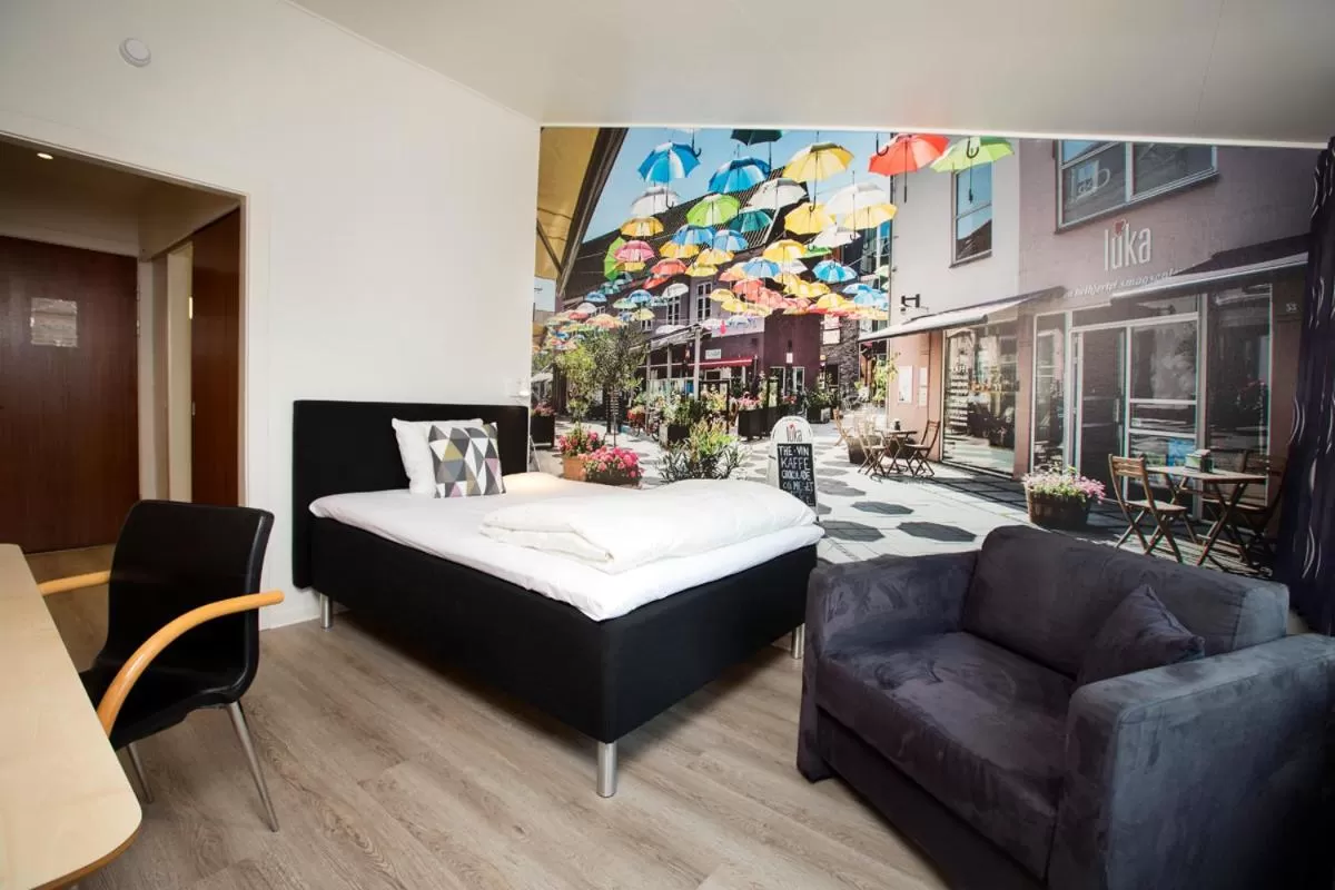 Photo of the whole room, Bed in Hotel Hedegaarden