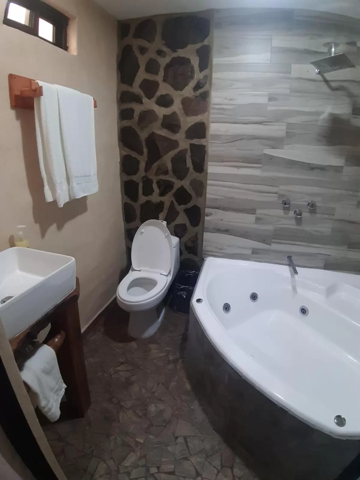 Bathroom in Hotel Spa el Gran Coral By Rotamundos