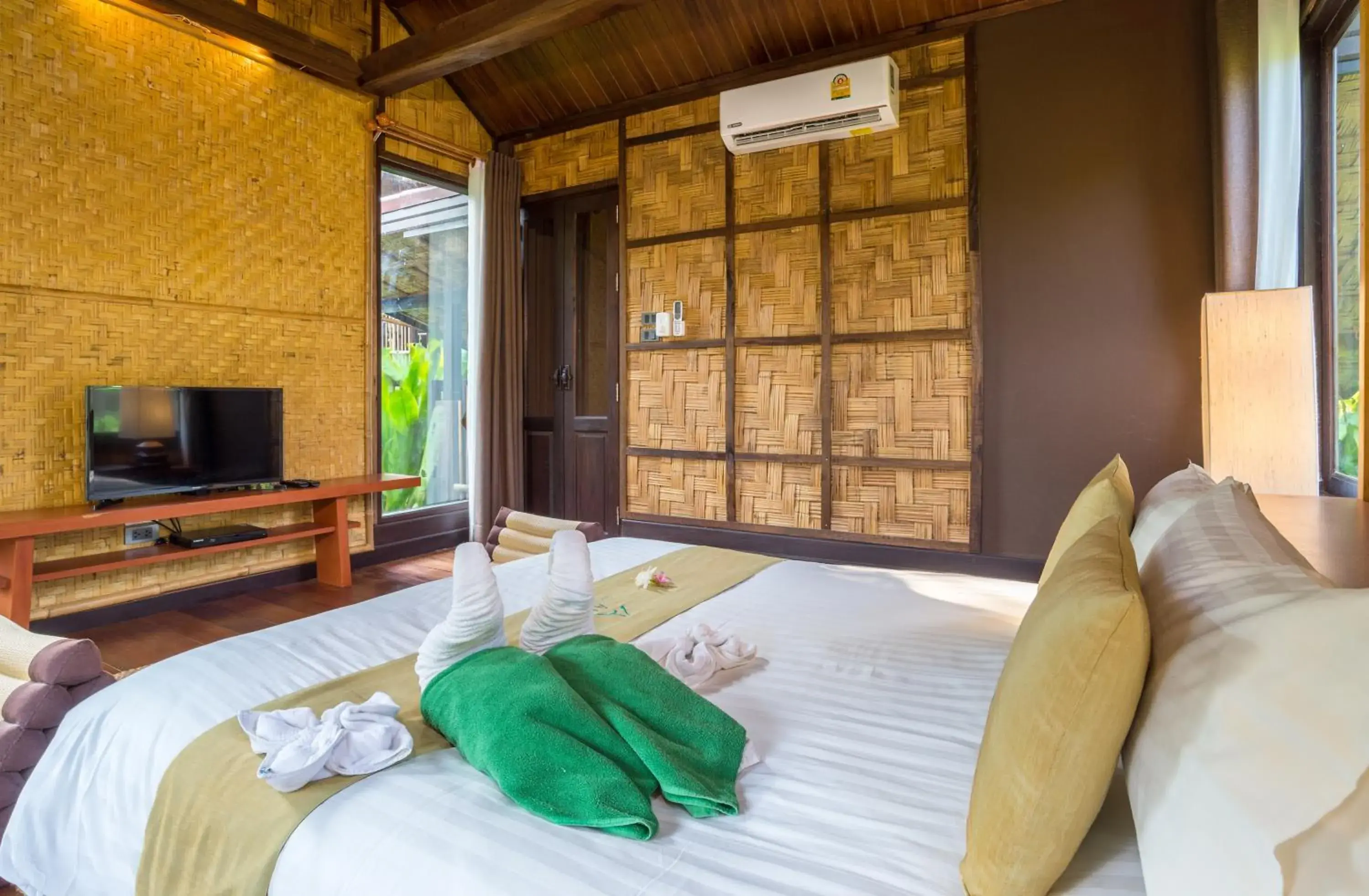 Bedroom, Seating Area in Alama Sea Village Resort - SHA Extra Plus