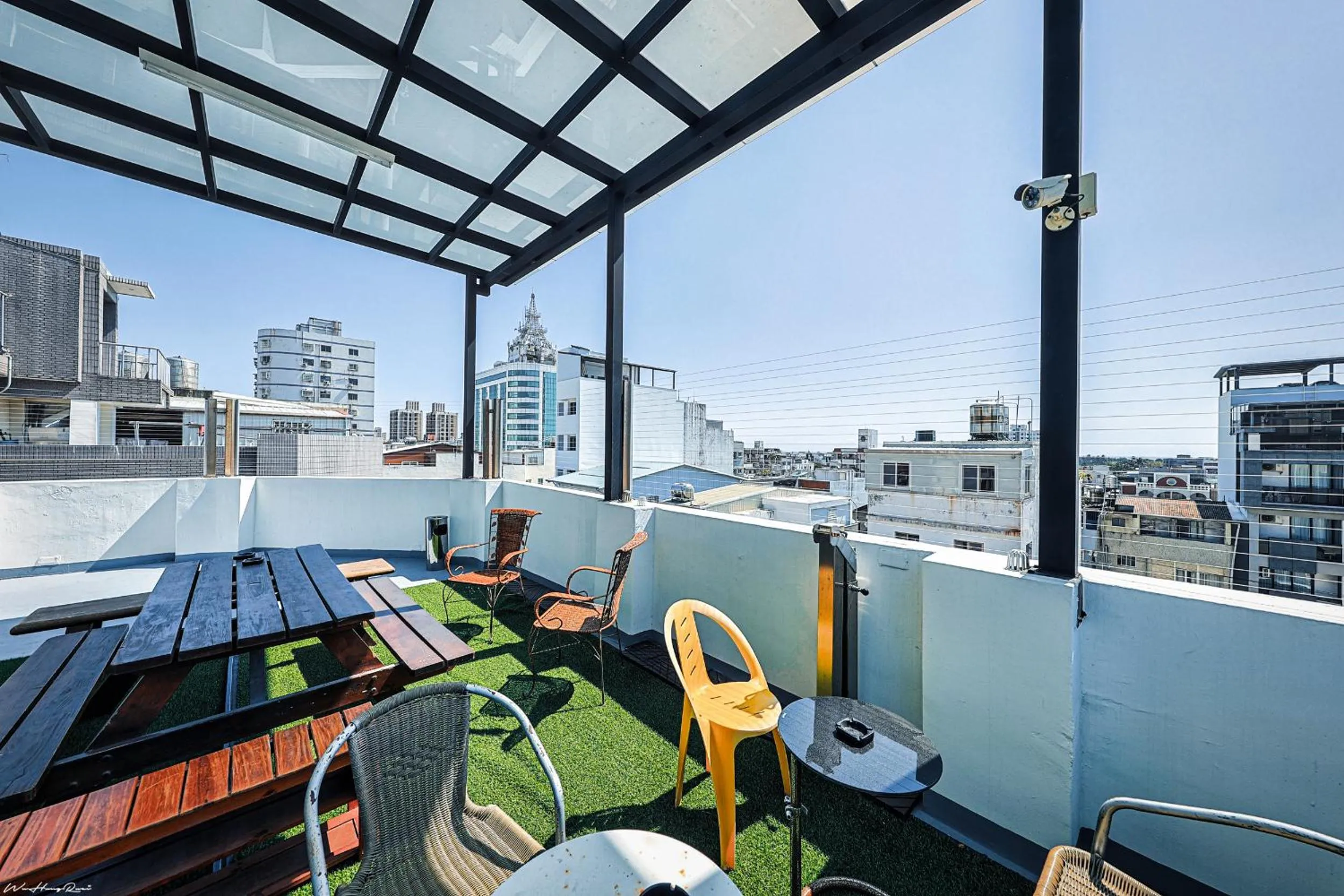 Property building in 亞馨文旅 近東大門夜市 有免費停車場 可自助入住