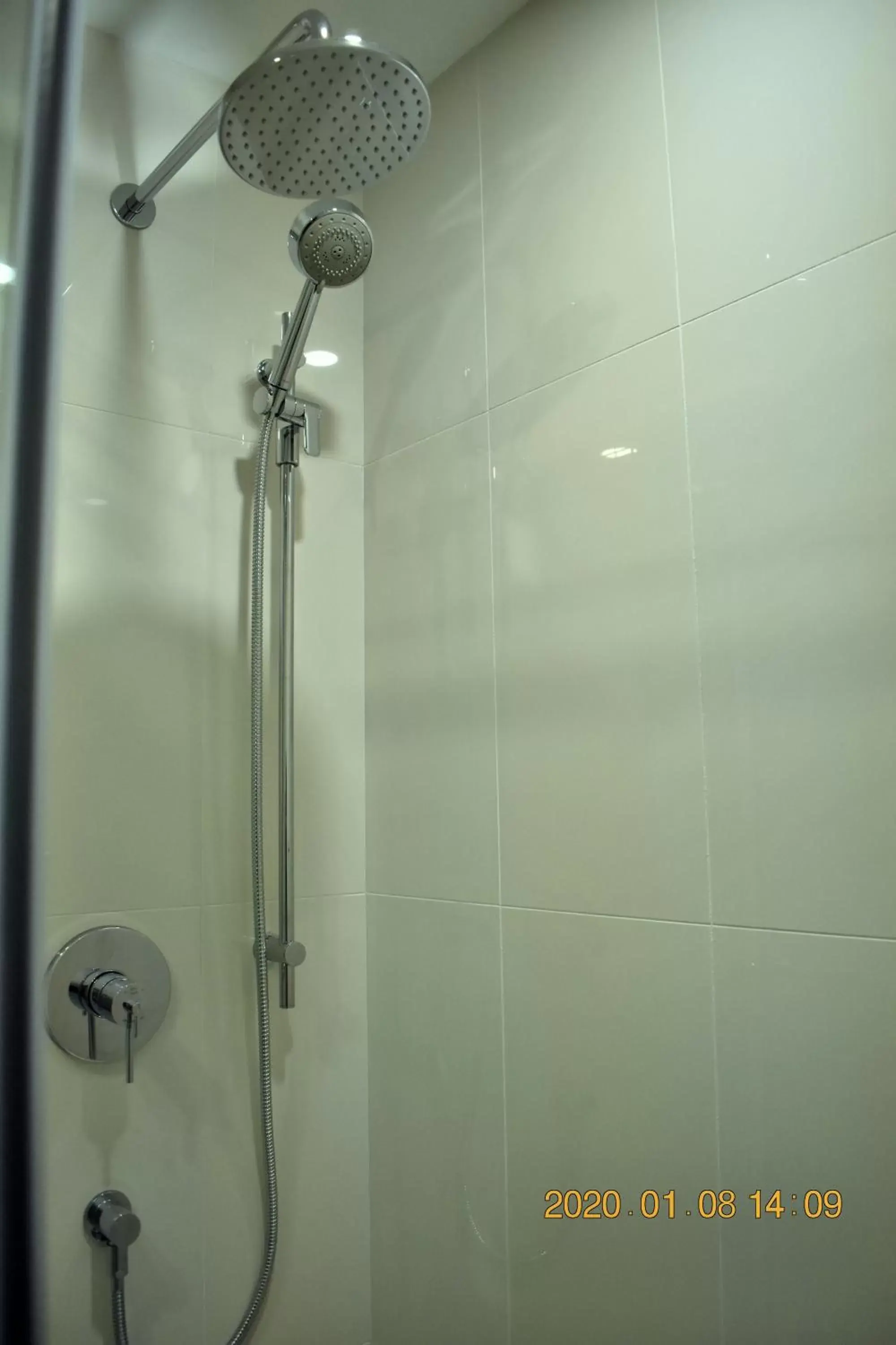 Shower, Bathroom in High Point Resort