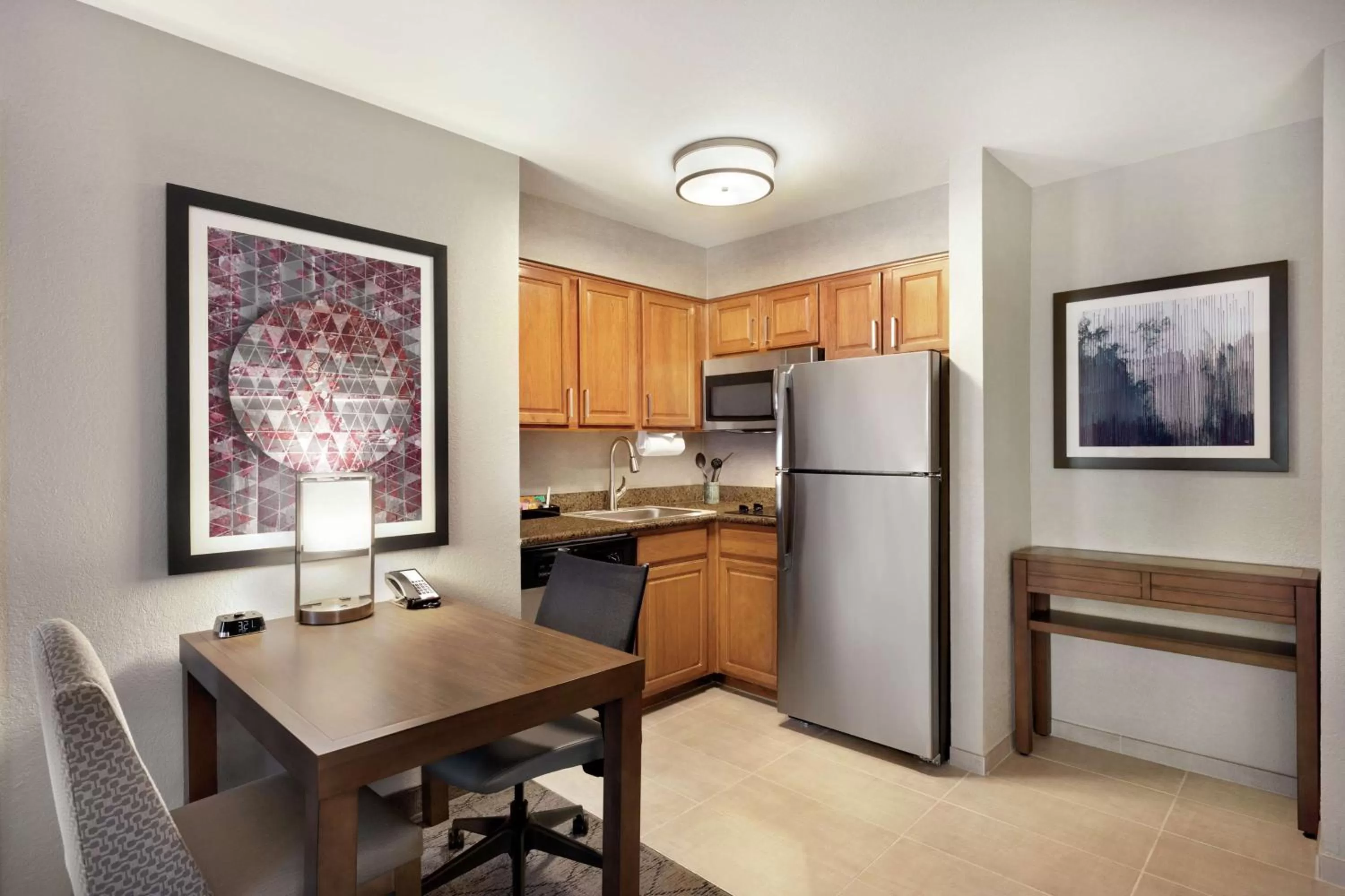 Kitchen or kitchenette in Homewood Suites by Hilton Portland Airport