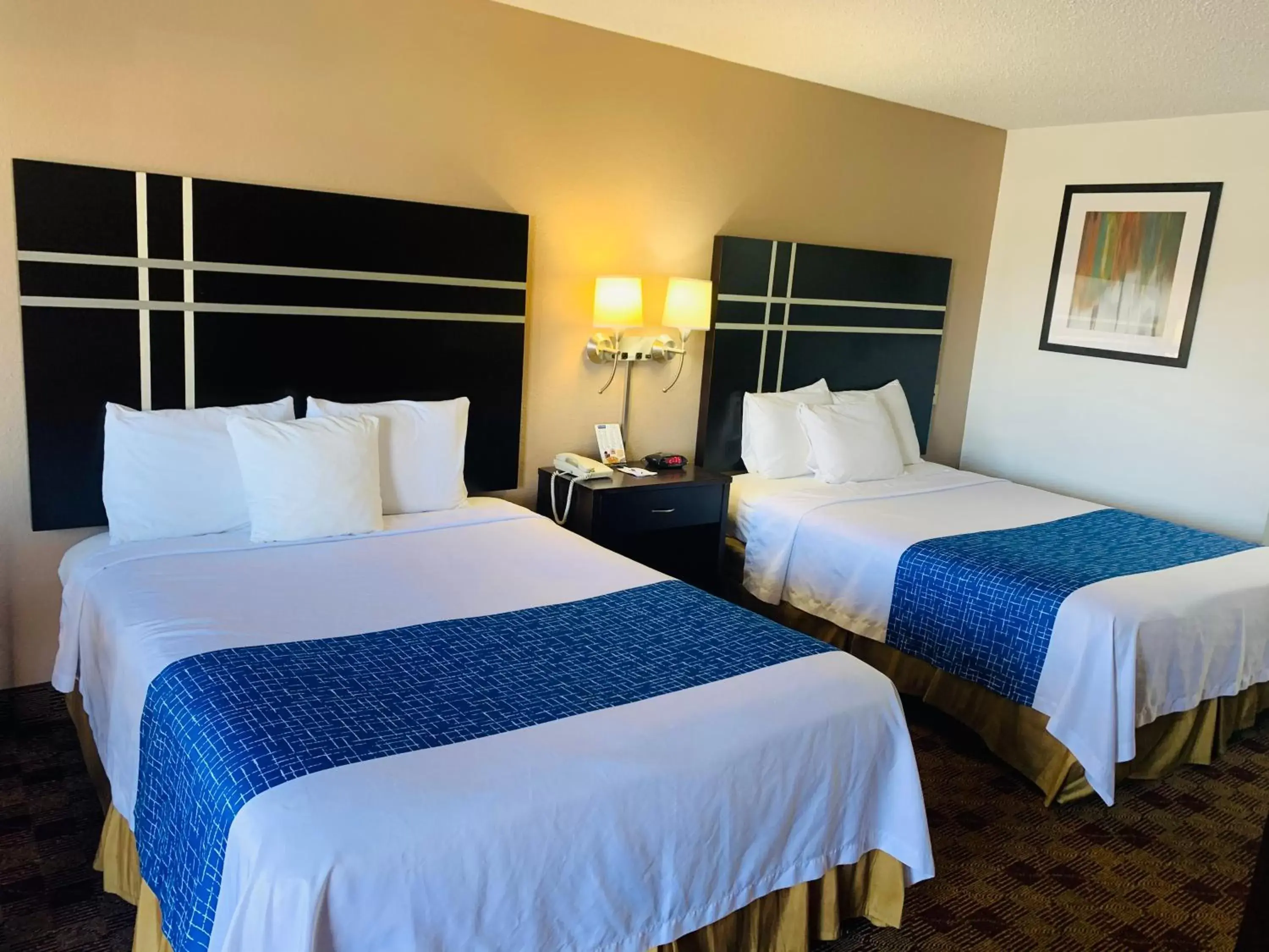 Bed in Travelodge by Wyndham Killeen/Fort Hood