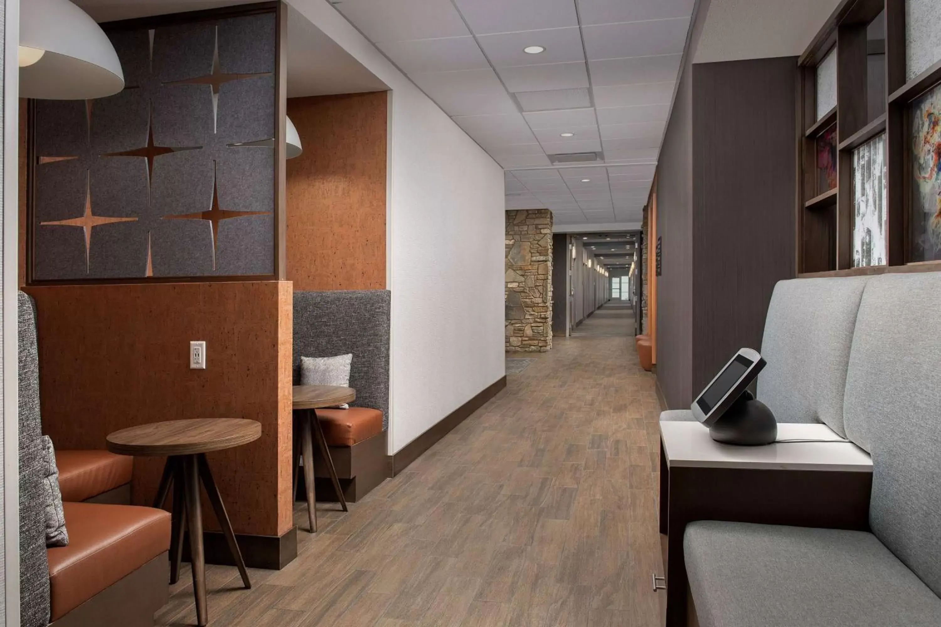 Business facilities in Hampton Inn & Suites Rapid City Rushmore, SD
