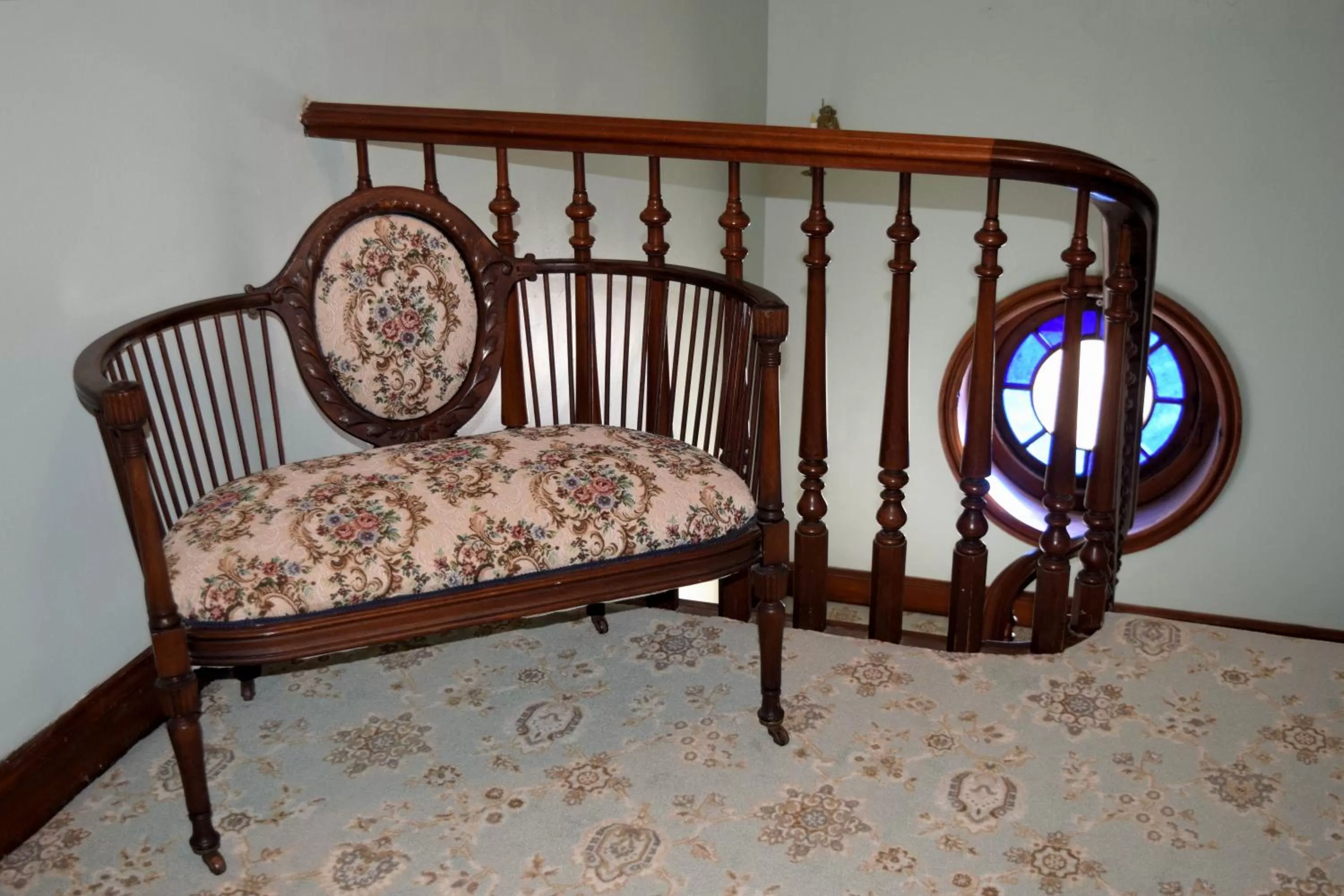 Decorative detail, Seating Area in Gifford-Risley House Bed and Breakfast