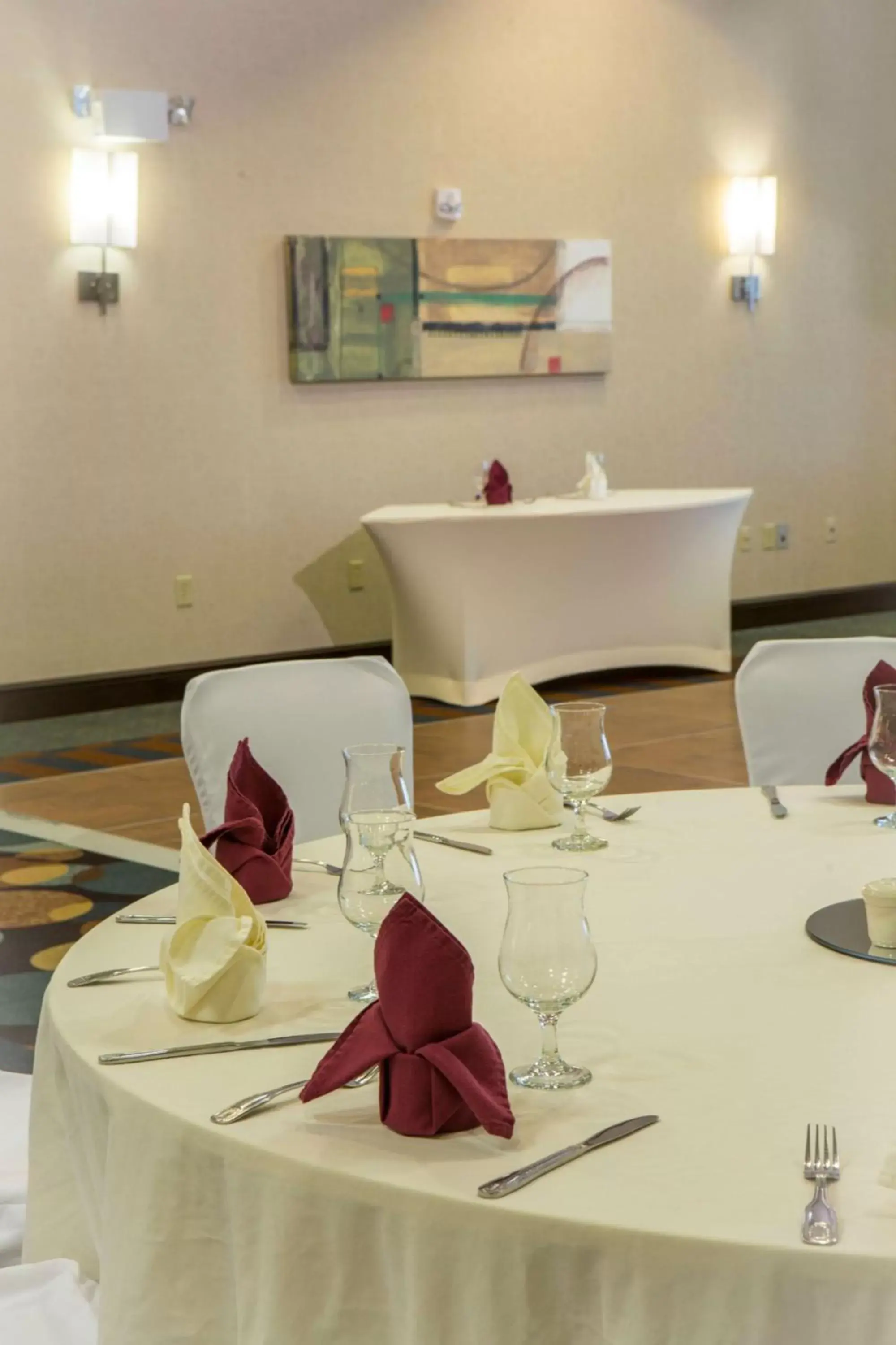 Meeting/conference room, Restaurant/Places to Eat in Hilton Garden Inn Dulles North