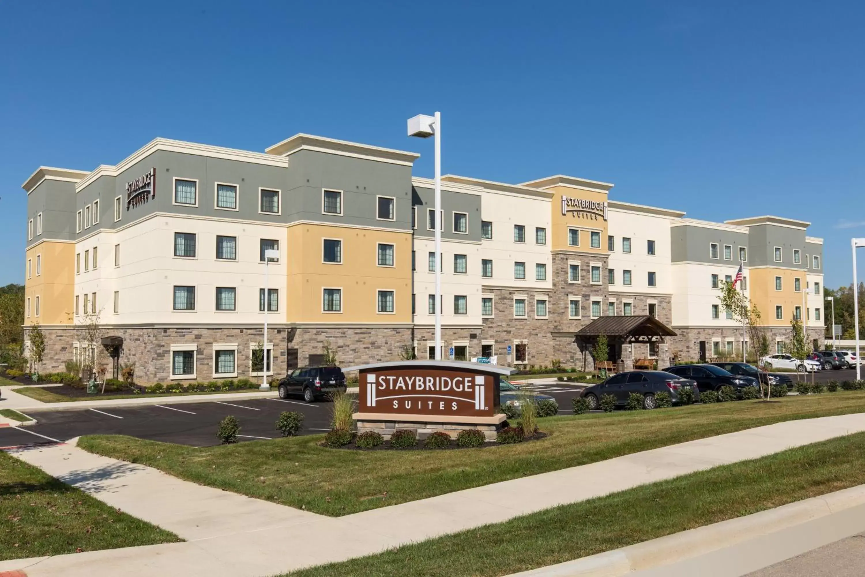Property building in Staybridge Suites - Columbus Polaris by IHG Property building in Staybridge Suites - Columbus Polaris by IHG