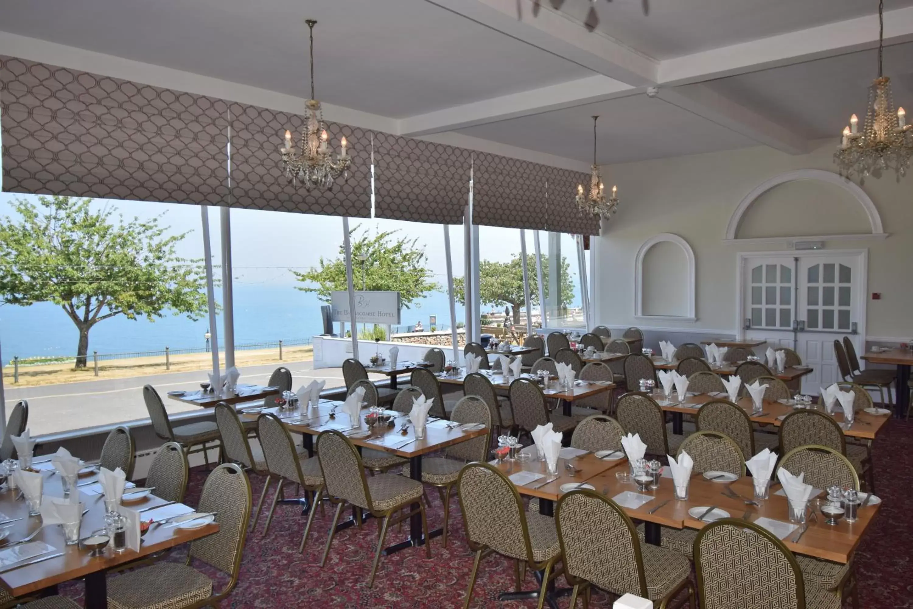Restaurant/Places to Eat in The Babbacombe Hotel