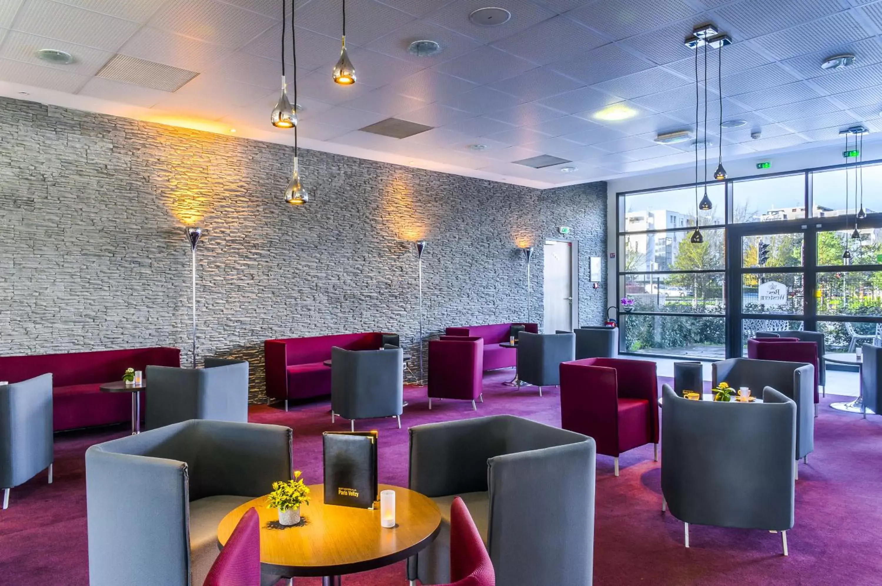 Restaurant/Places to Eat in Best Western Plus Paris Velizy