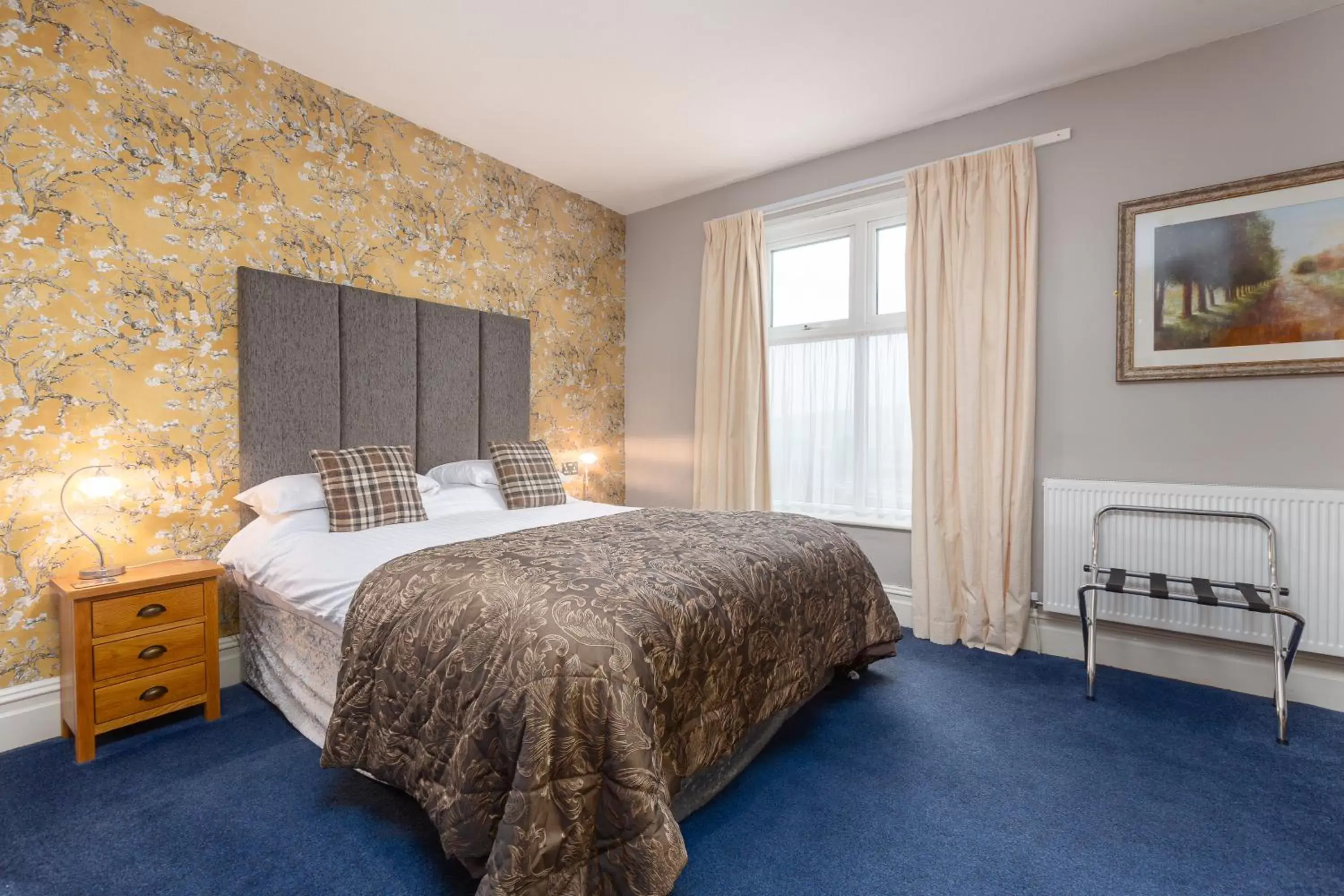 Bedroom, Bed in Ormsgill Inn Bedroom, Bed in Ormsgill Inn