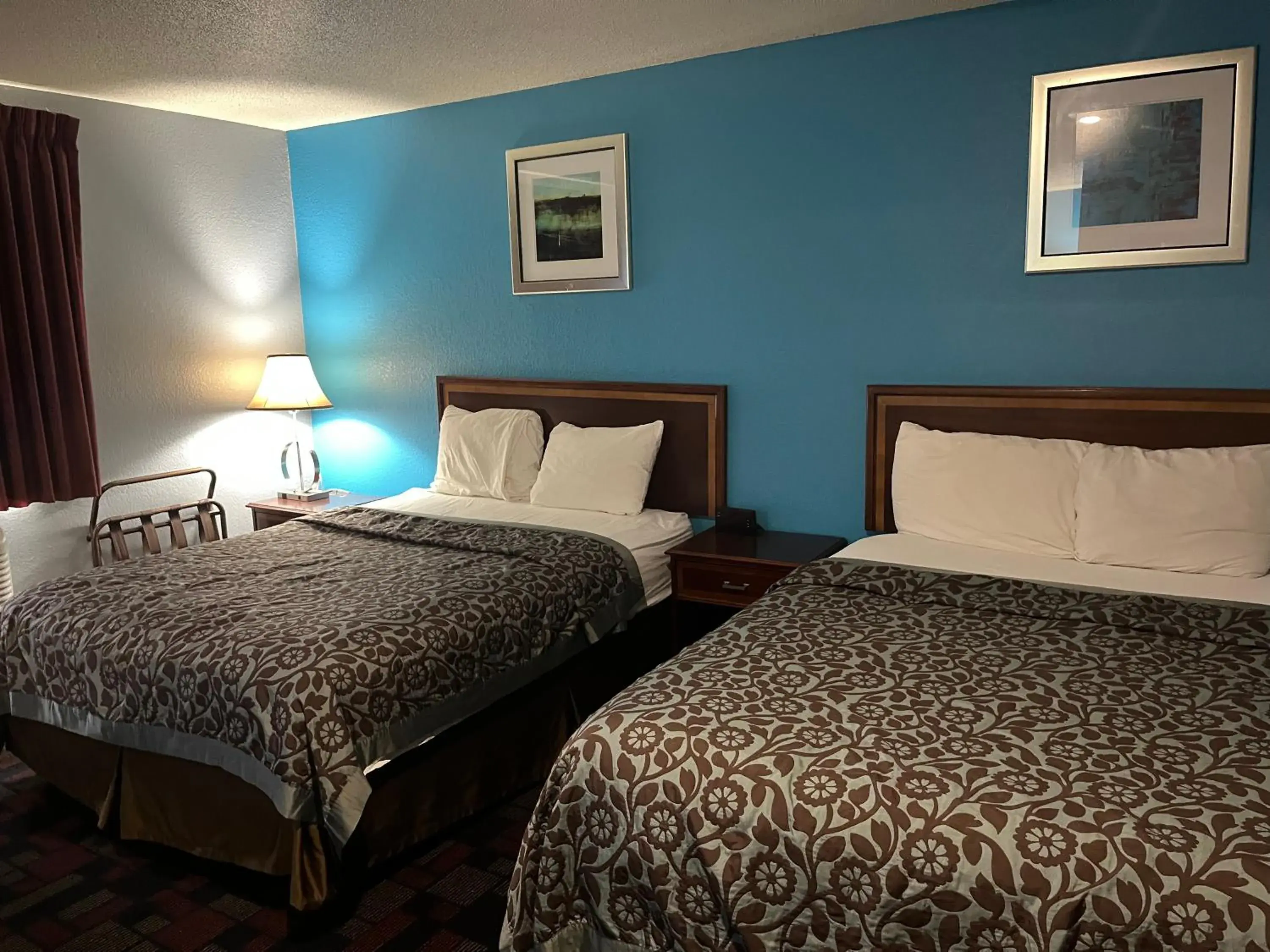 Bedroom, Bed in Rodeway Inn