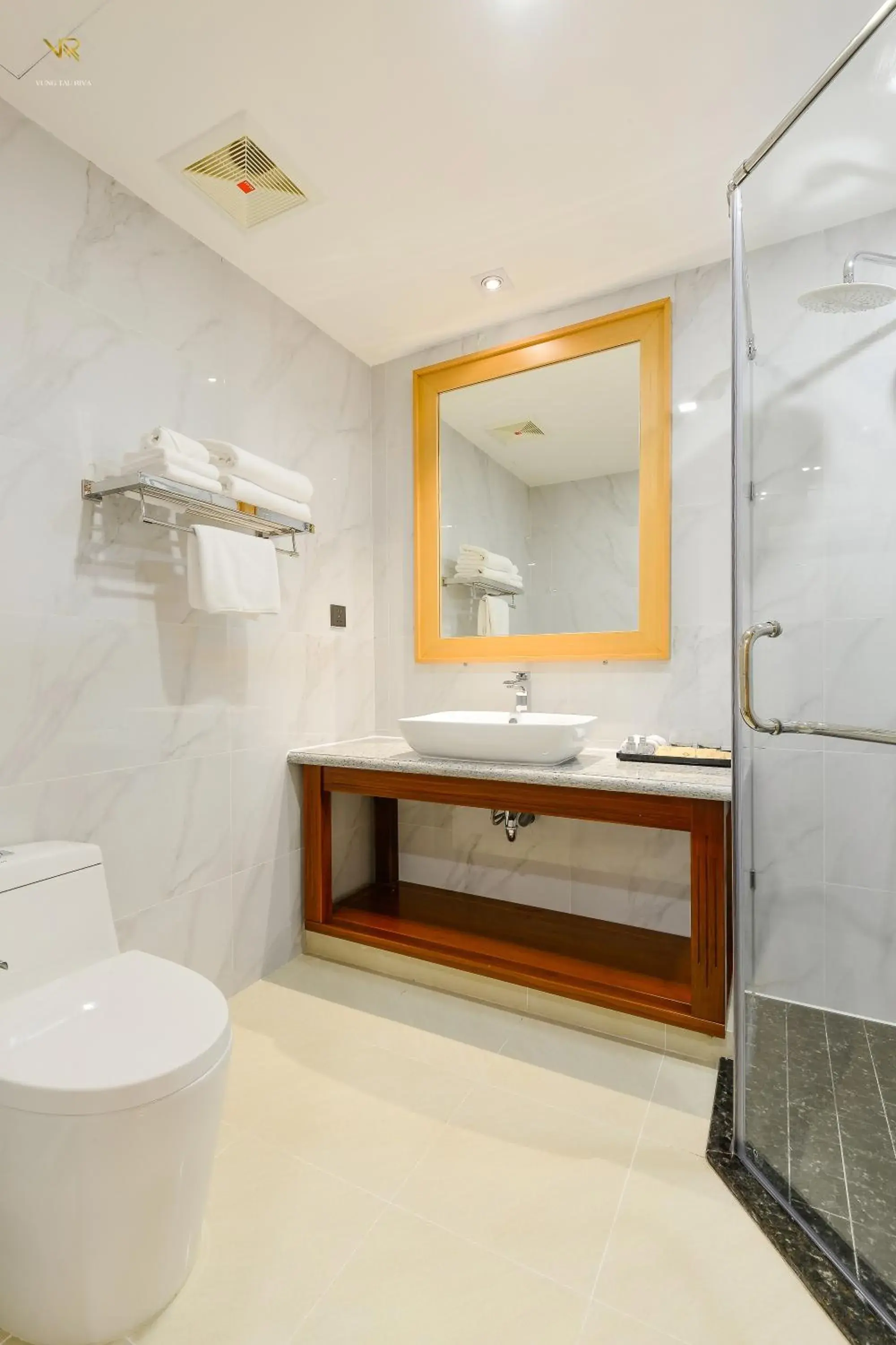 Shower, Bathroom in VUNG TAU RIVA HOTEL