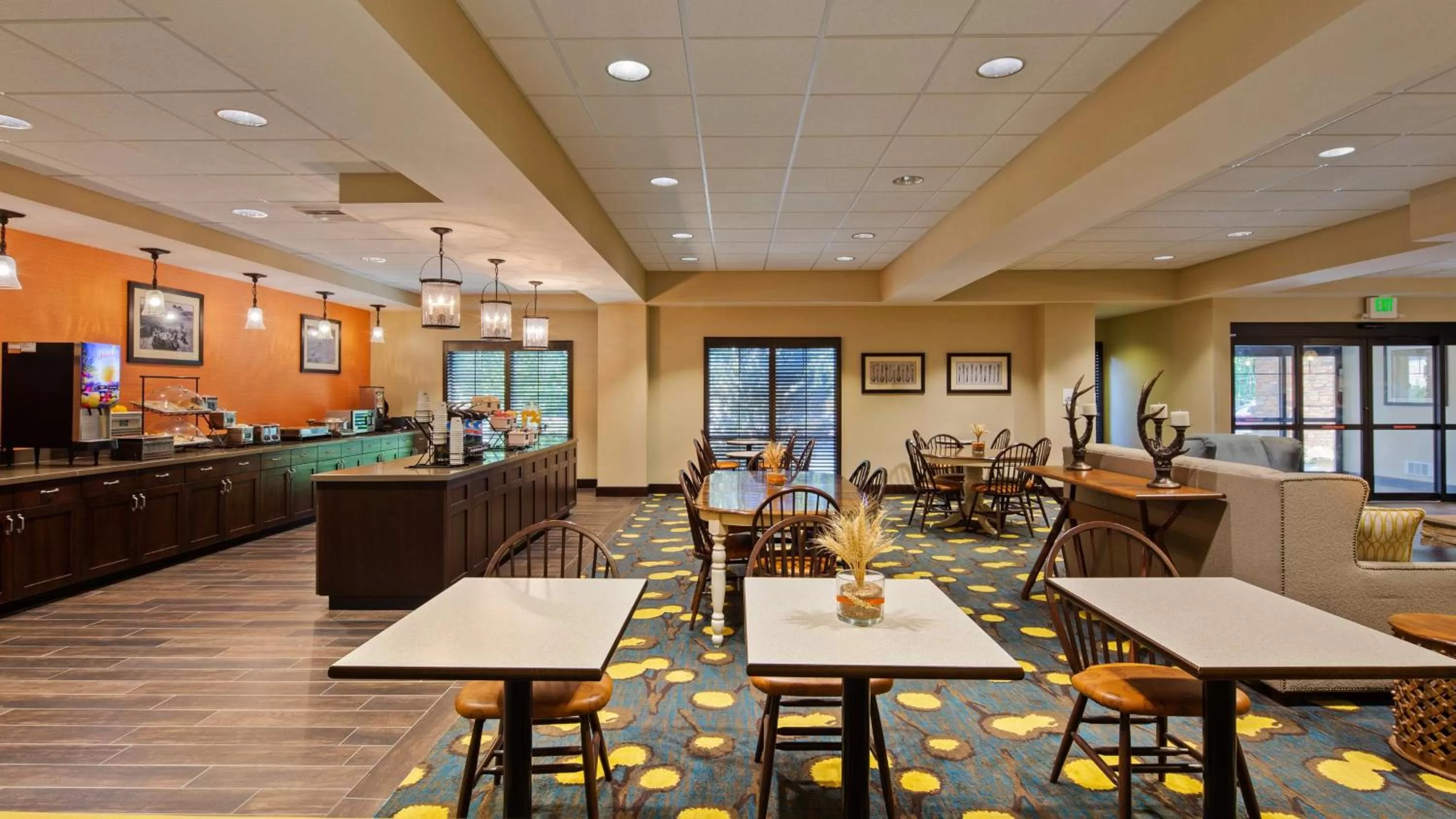 Restaurant/places to eat in Best Western Plus Dayton