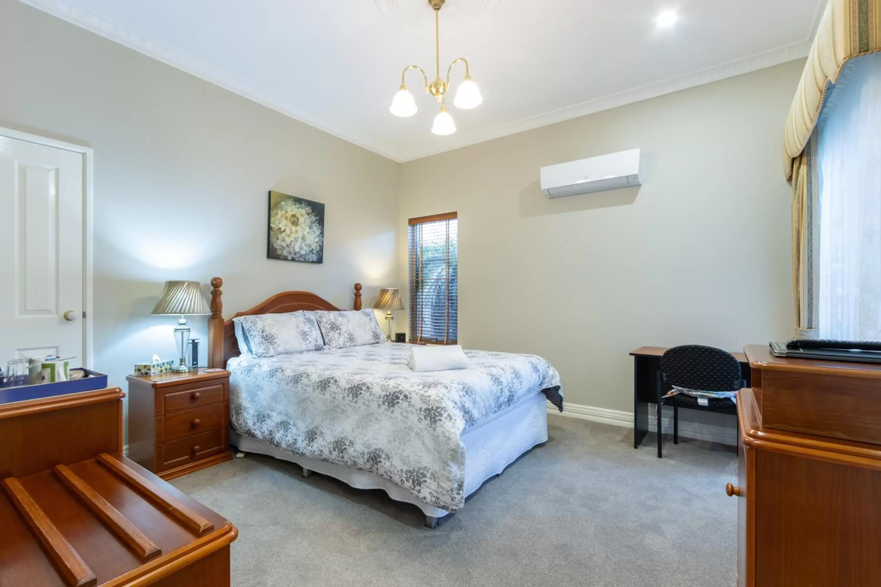 Bedroom, Bed in Durham Lodge Bed & Breakfast