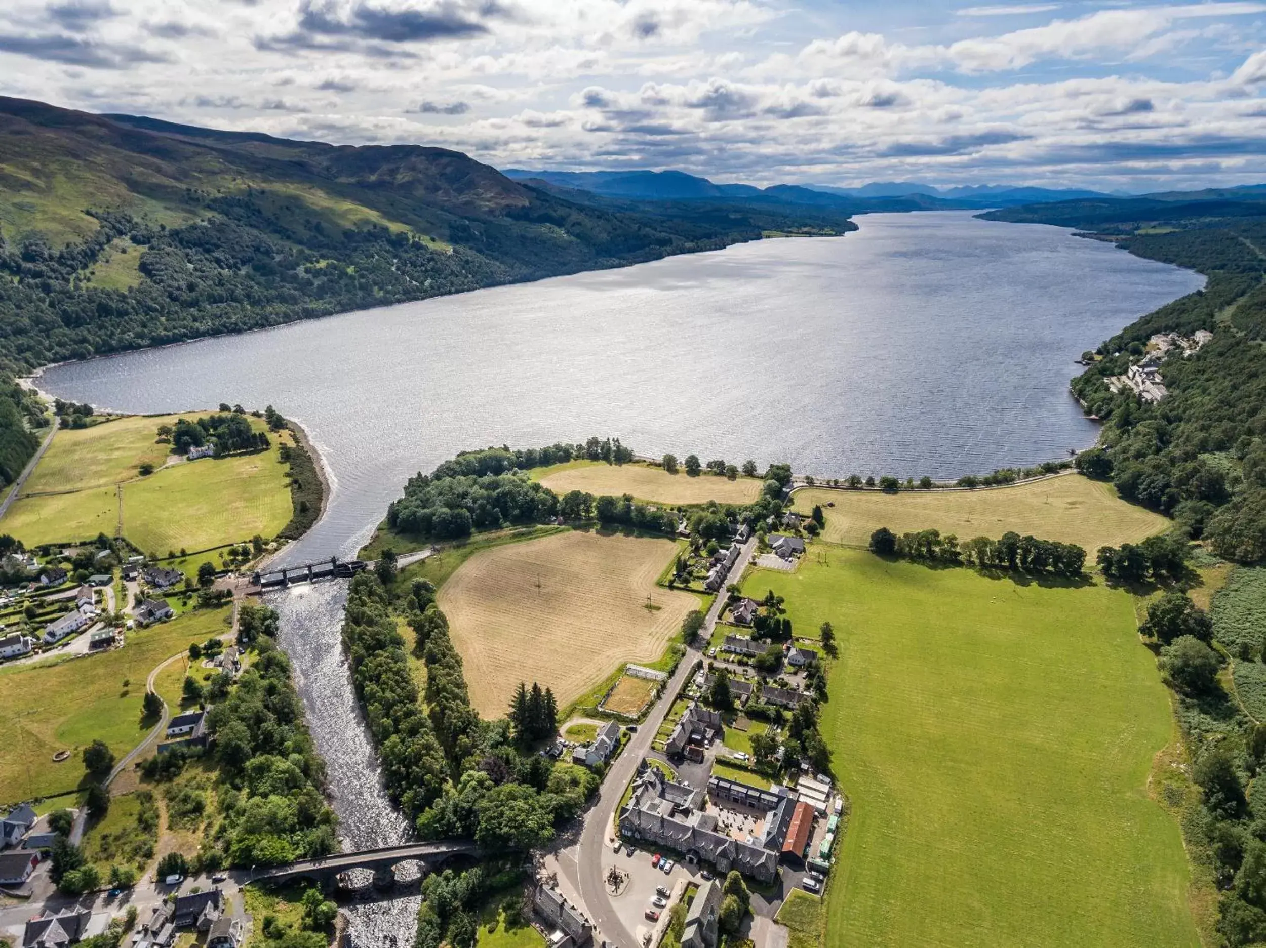 Neighbourhood, Bird's-eye View in Dunalastair Hotel Suites