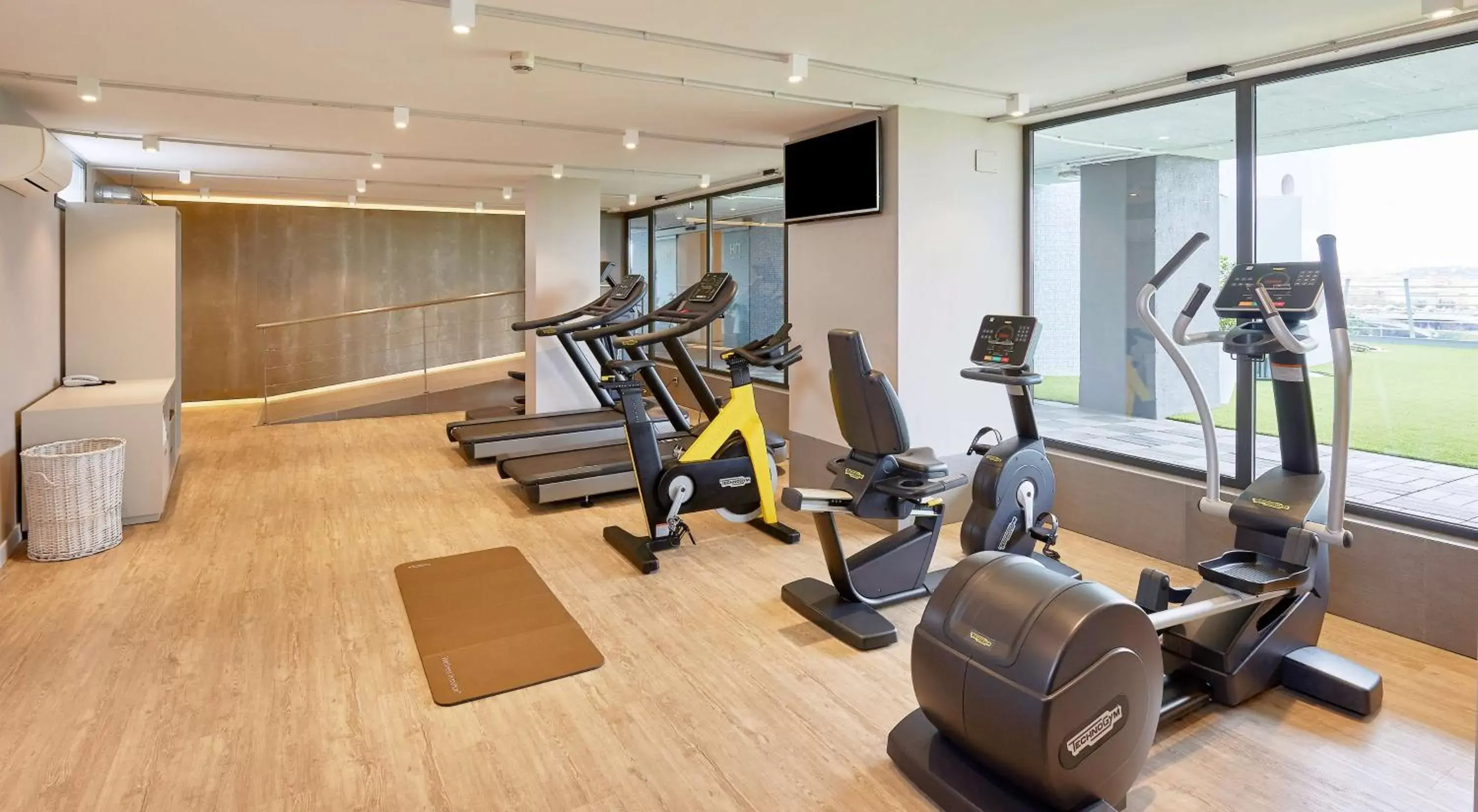 Activities, Fitness Center/Facilities in NH Sevilla Plaza de Armas