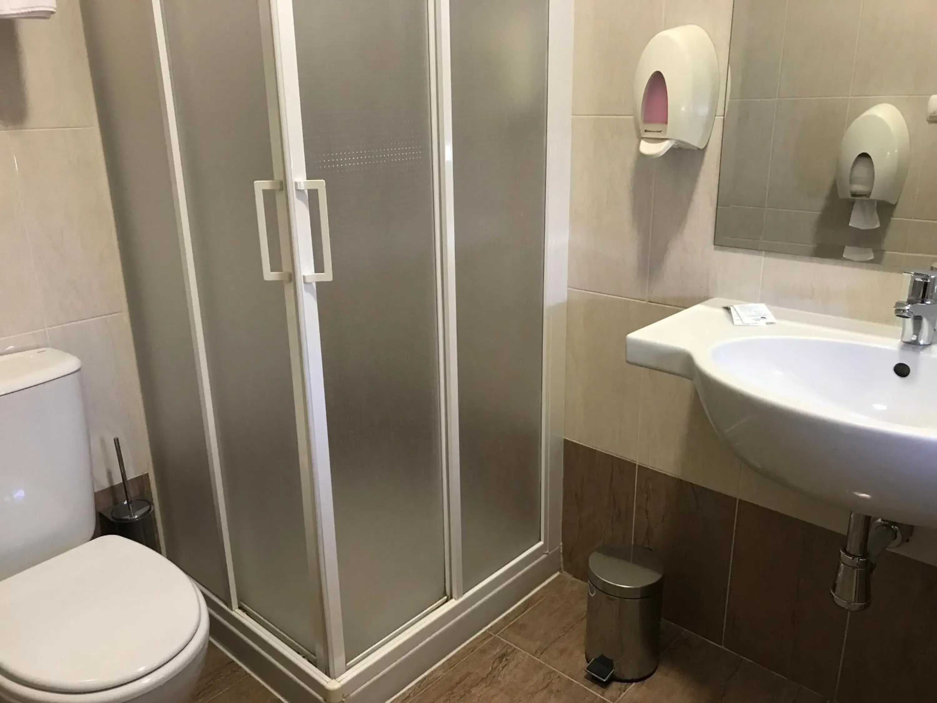 Bathroom in Hotel Alfonso VIII De Cuenca