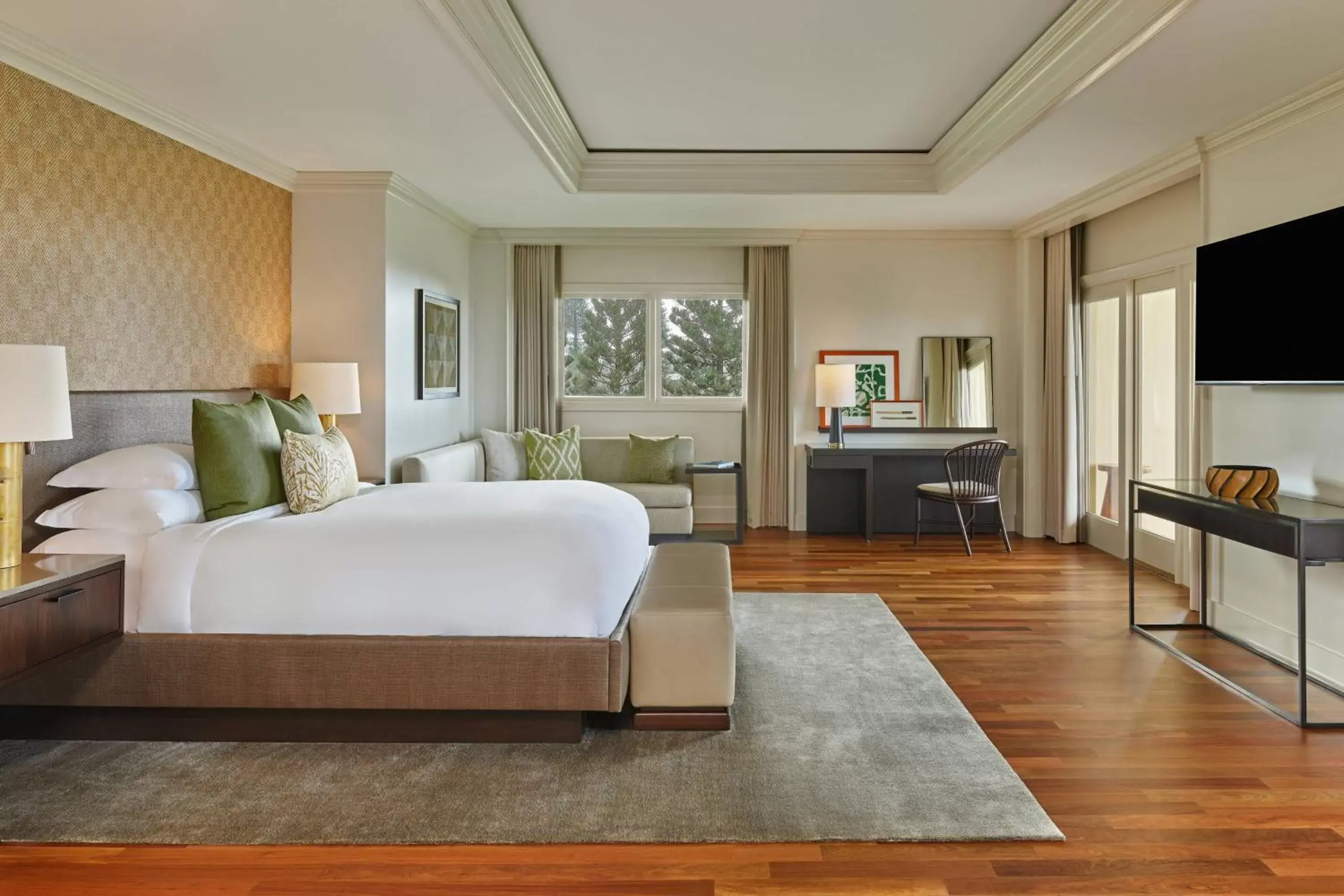 Bedroom in The Ritz-Carlton Maui, Kapalua