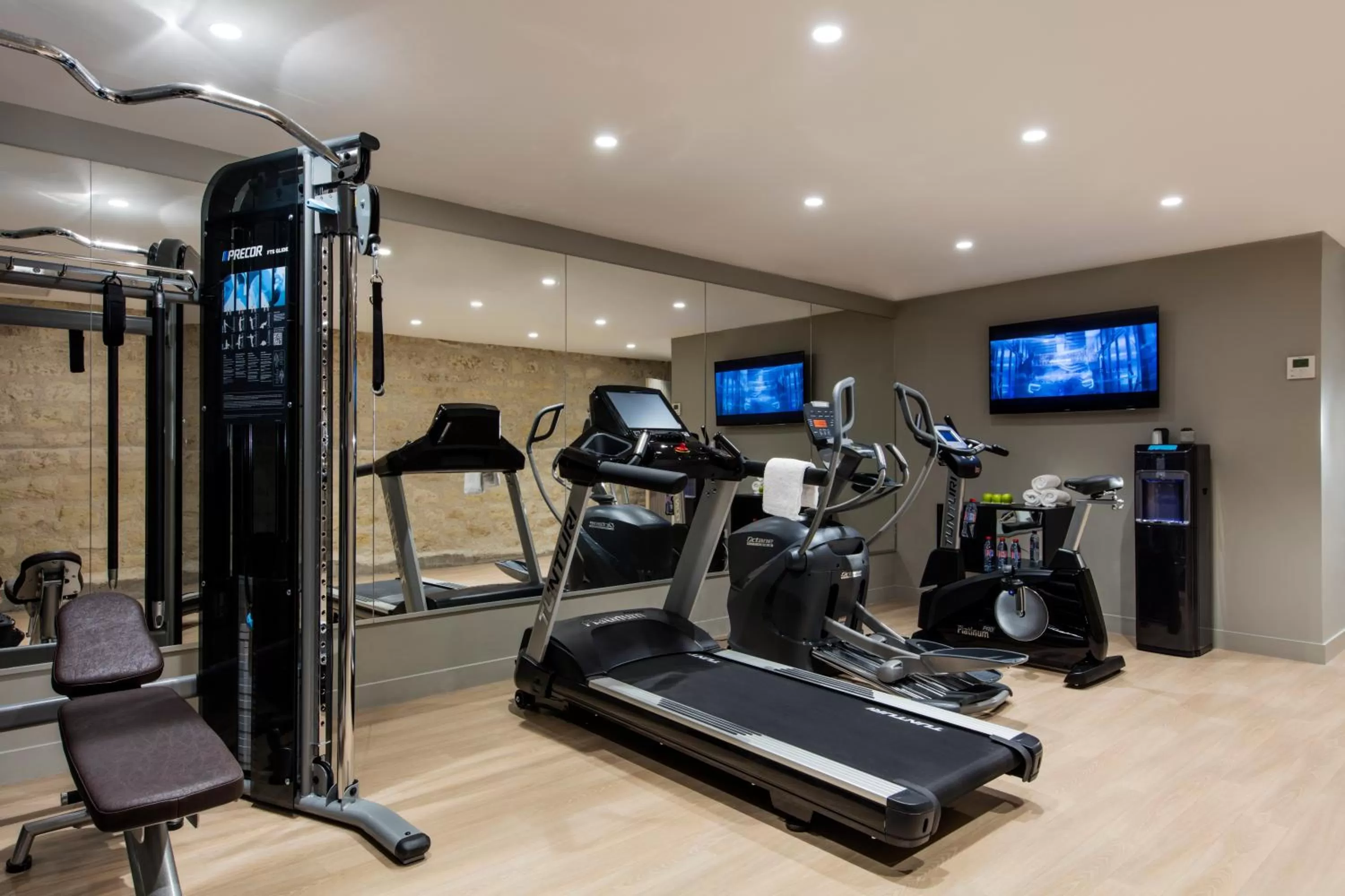 Fitness centre/facilities in Hôtel Opéra Liège