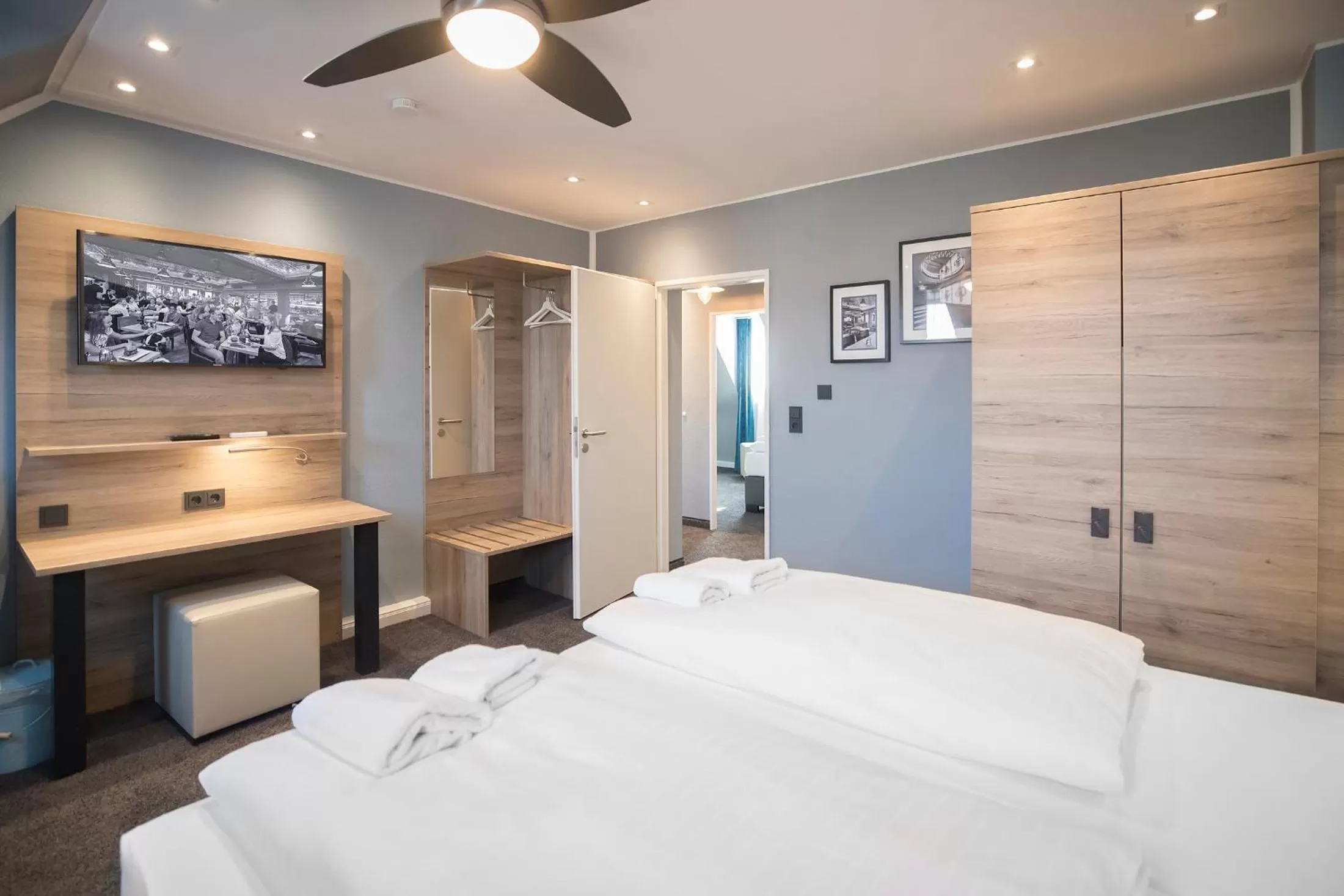 Photo of the whole room, Bed in Hotel dasPaul