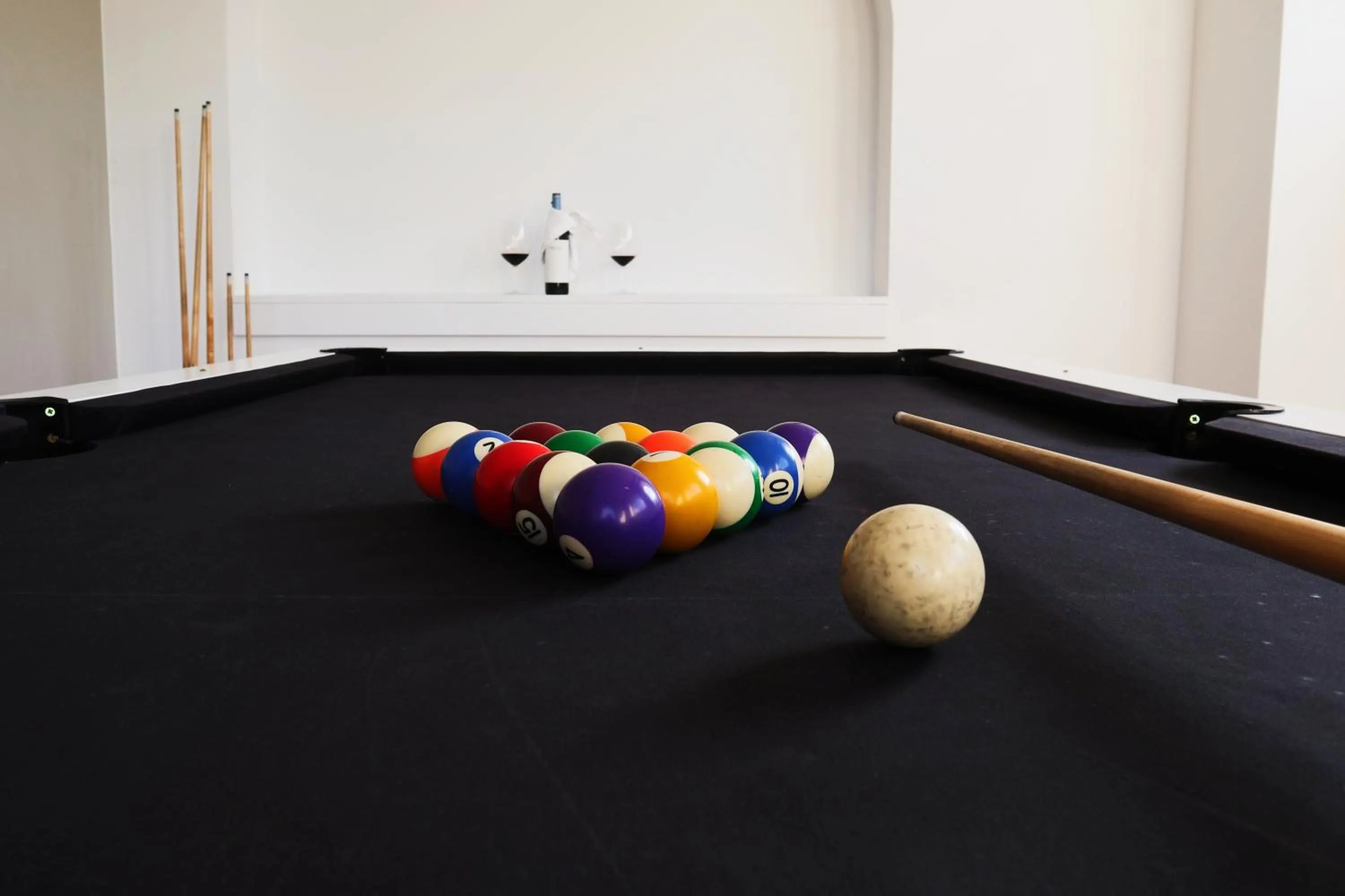 Billiard in Amoras Country House Hotel