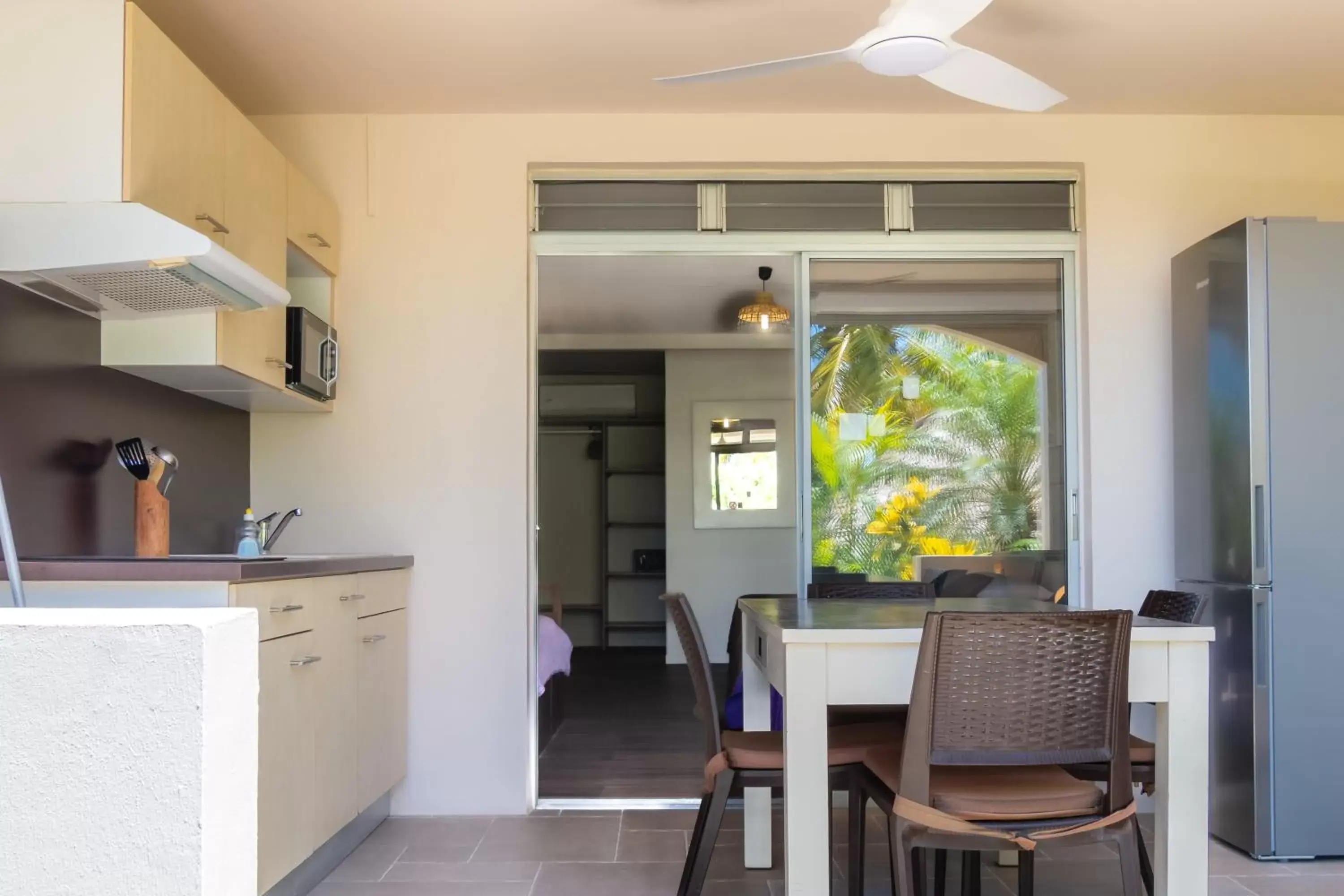 Kitchen or kitchenette, Kitchen/Kitchenette in Hotel ILOMA Corail Residence